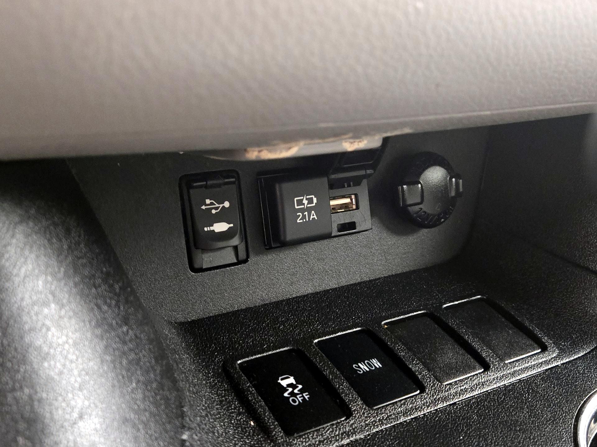 Thumbnail: 2019 Toyota Highlander - 18