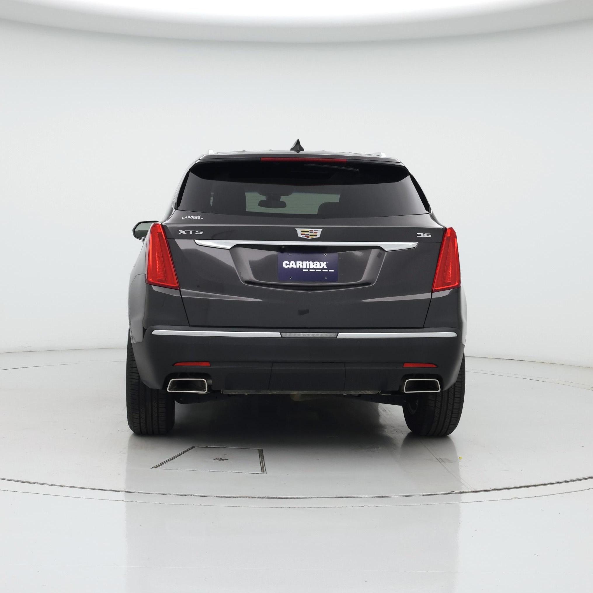 Thumbnail: 2019 Cadillac XT5 - 6