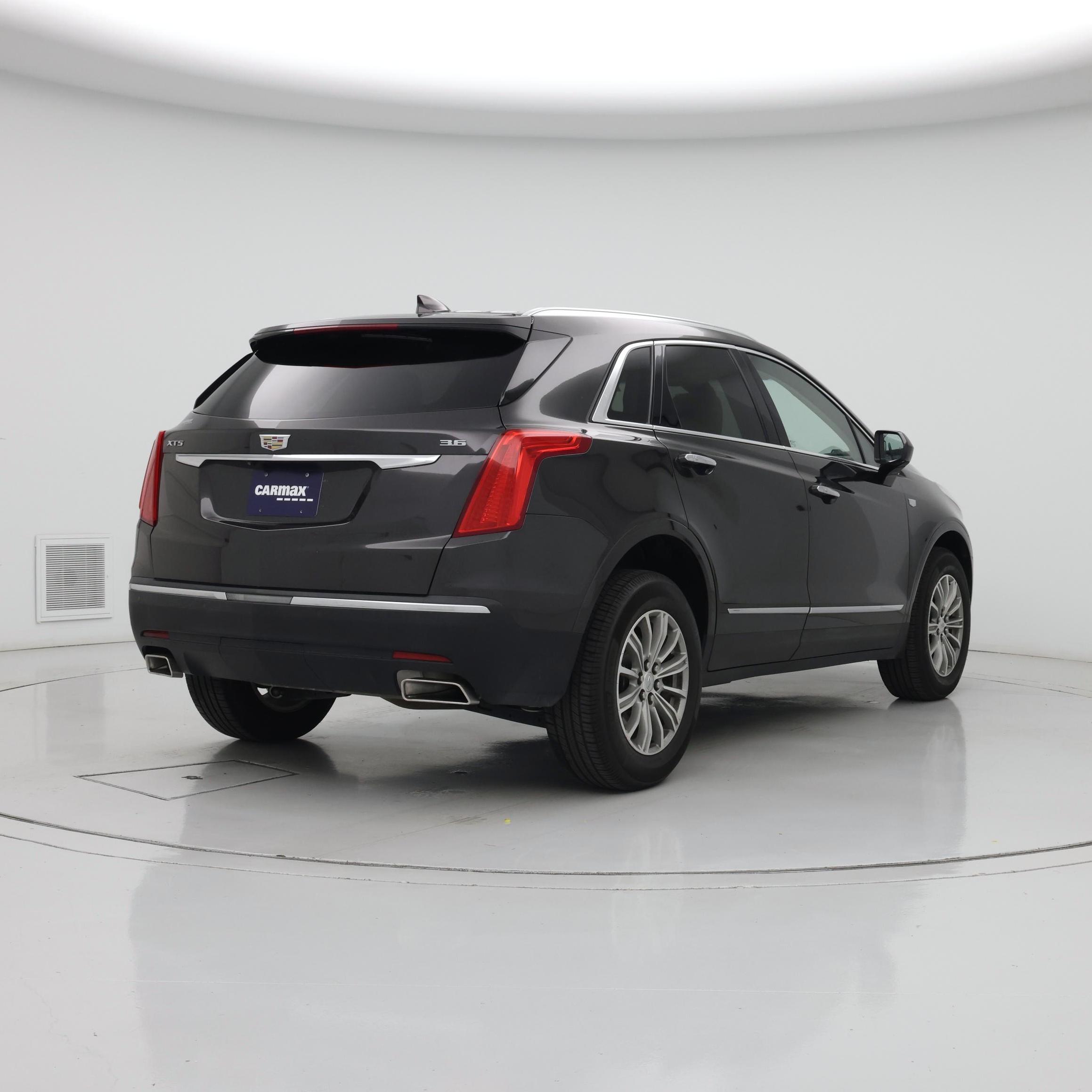 Thumbnail: 2019 Cadillac XT5 - 8