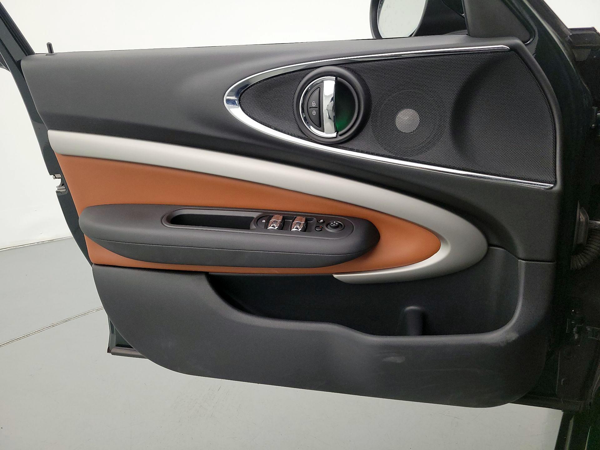 Thumbnail: 2022 MINI Cooper Clubman - 12