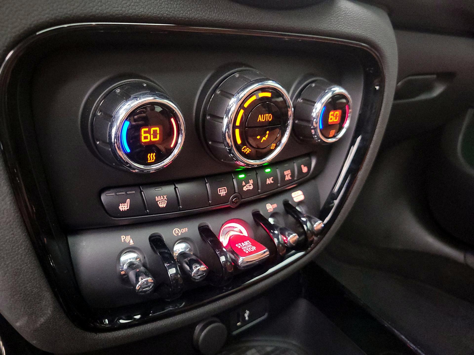 Thumbnail: 2022 MINI Cooper Clubman - 17