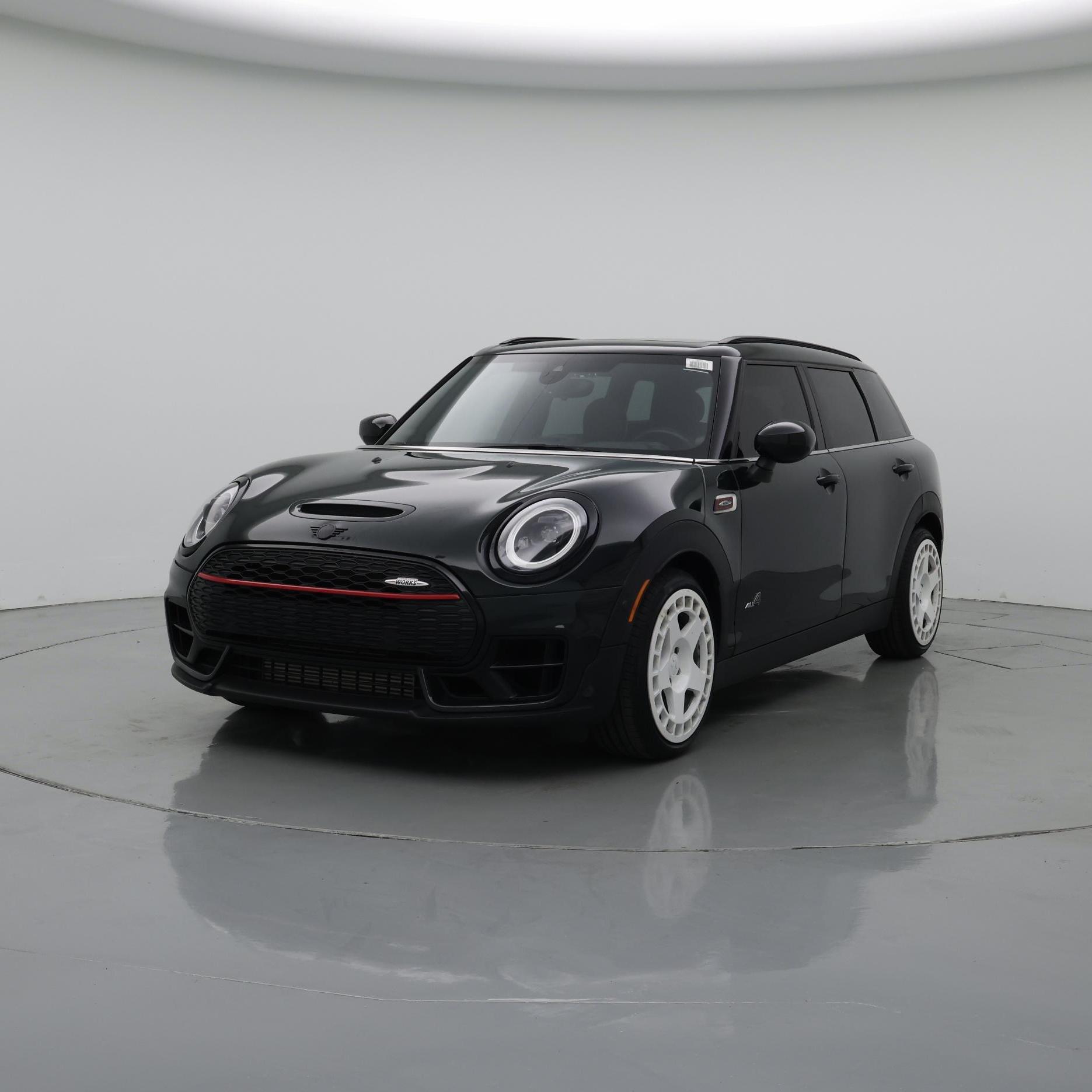 Thumbnail: 2022 MINI Cooper Clubman - 4