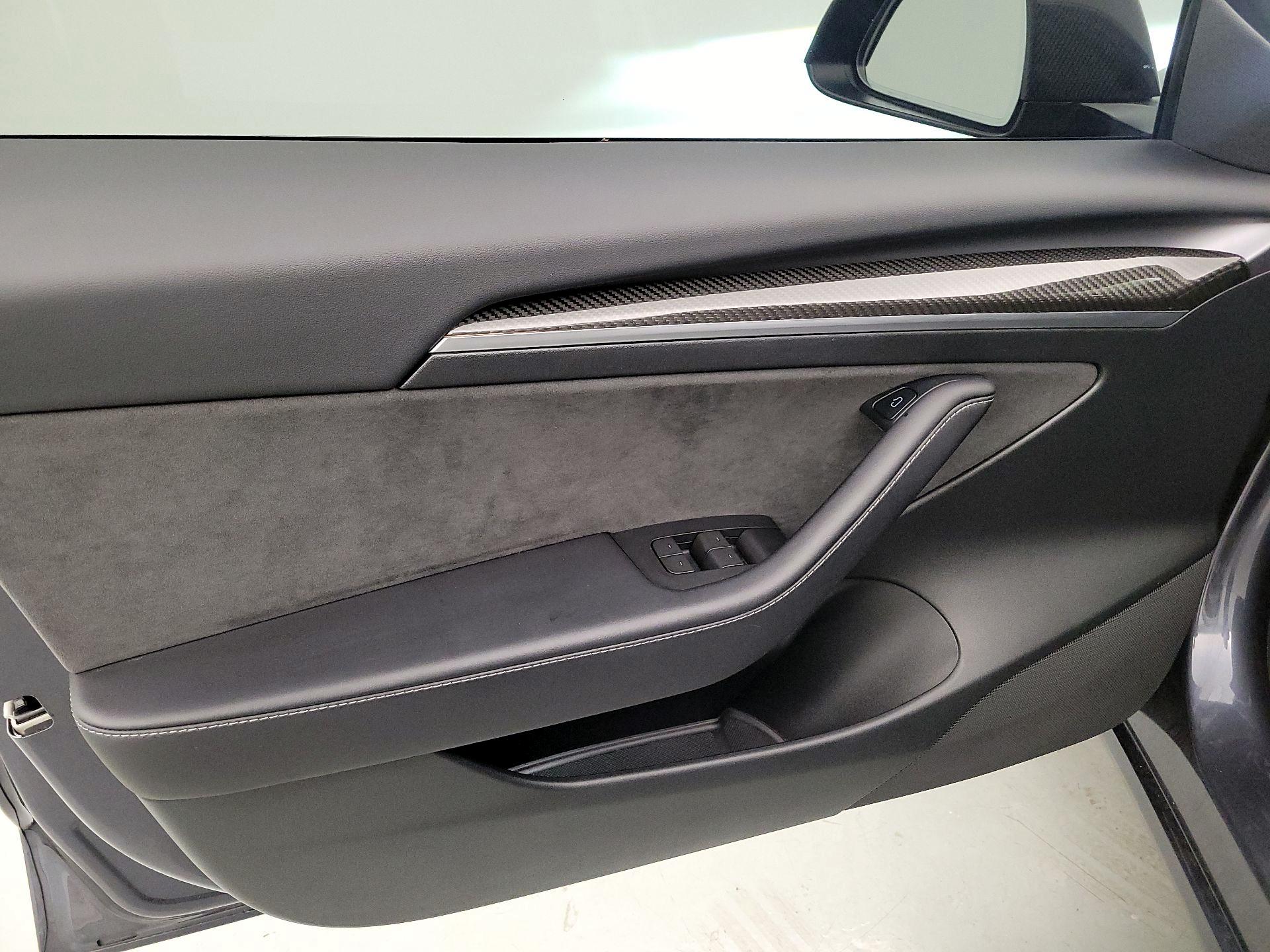 Thumbnail: 2023 Tesla Model 3 - 12