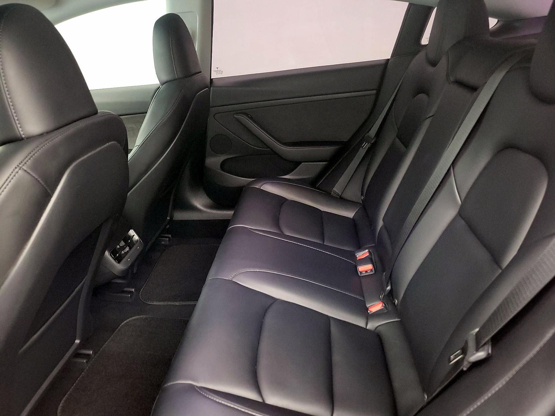 Thumbnail: 2023 Tesla Model 3 - 20