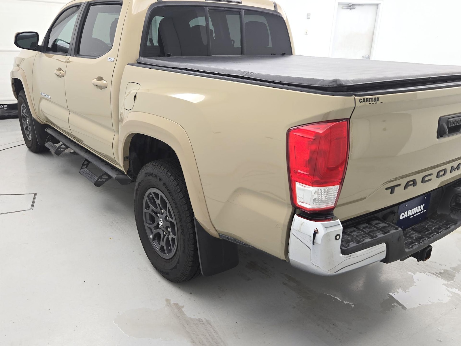 2017 Toyota Tacoma SR5 - Photo 7