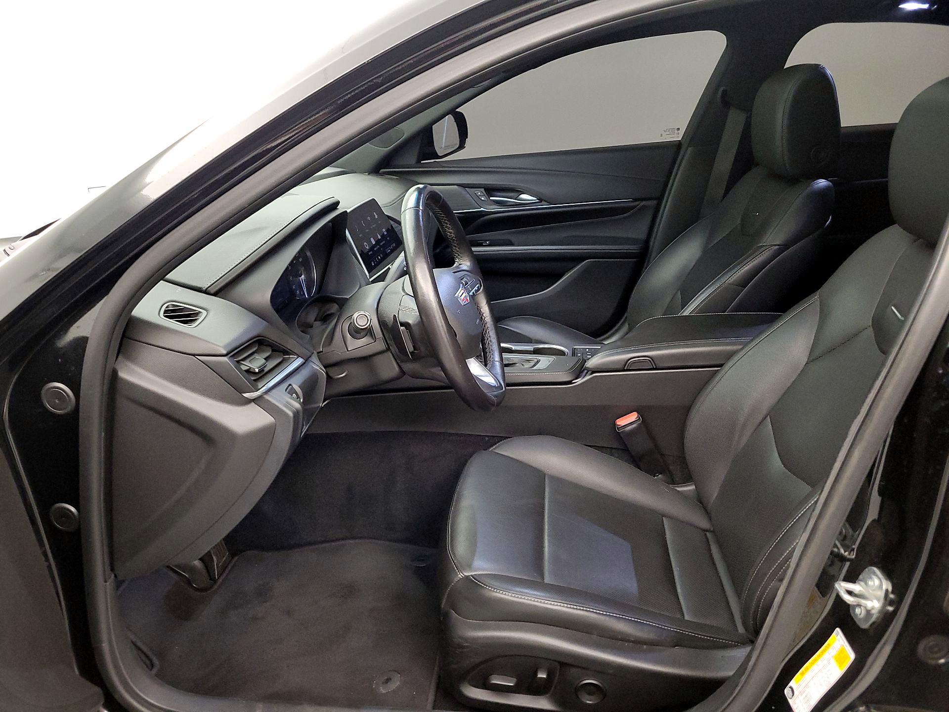 Thumbnail: 2023 Cadillac CT4 - 11