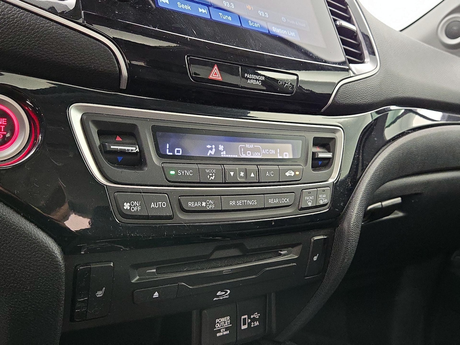 2021 Honda Pilot Touring - Photo 18