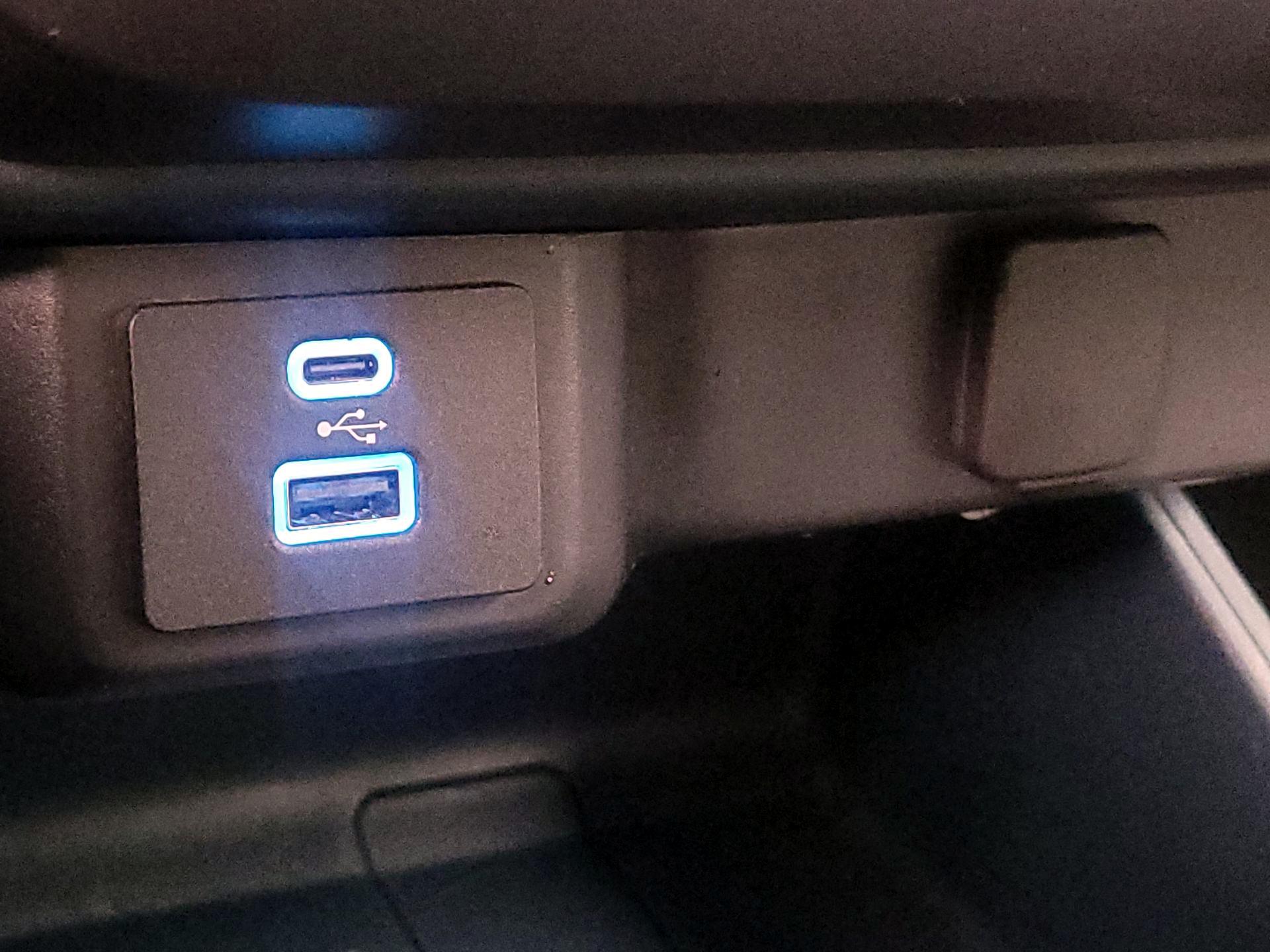 Thumbnail: 2023 Ford Maverick - 18