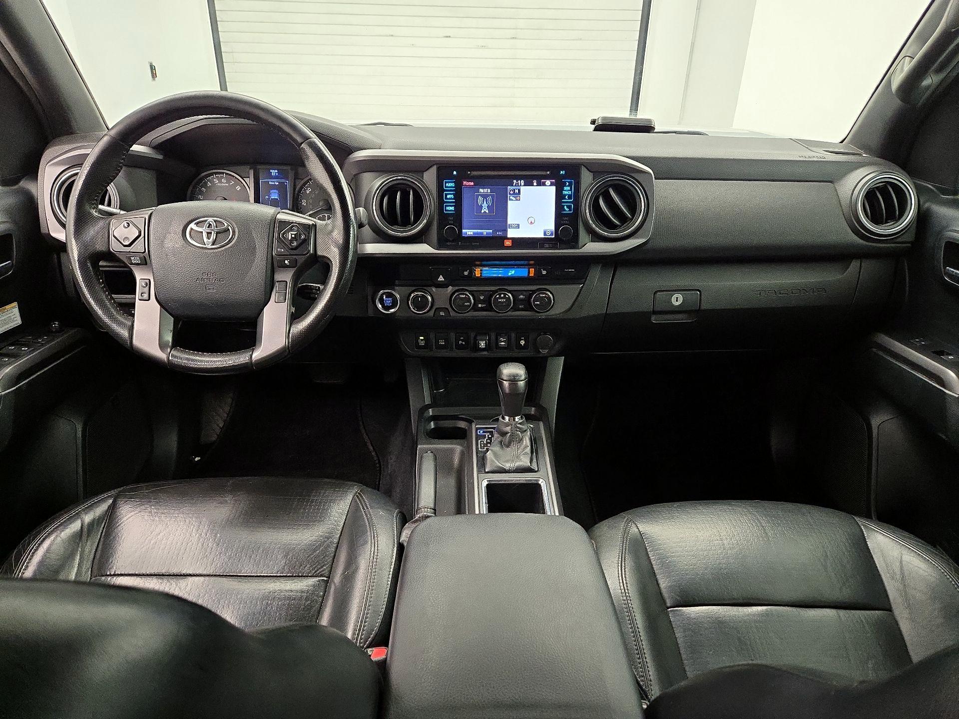 Thumbnail: 2019 Toyota Tacoma - 9