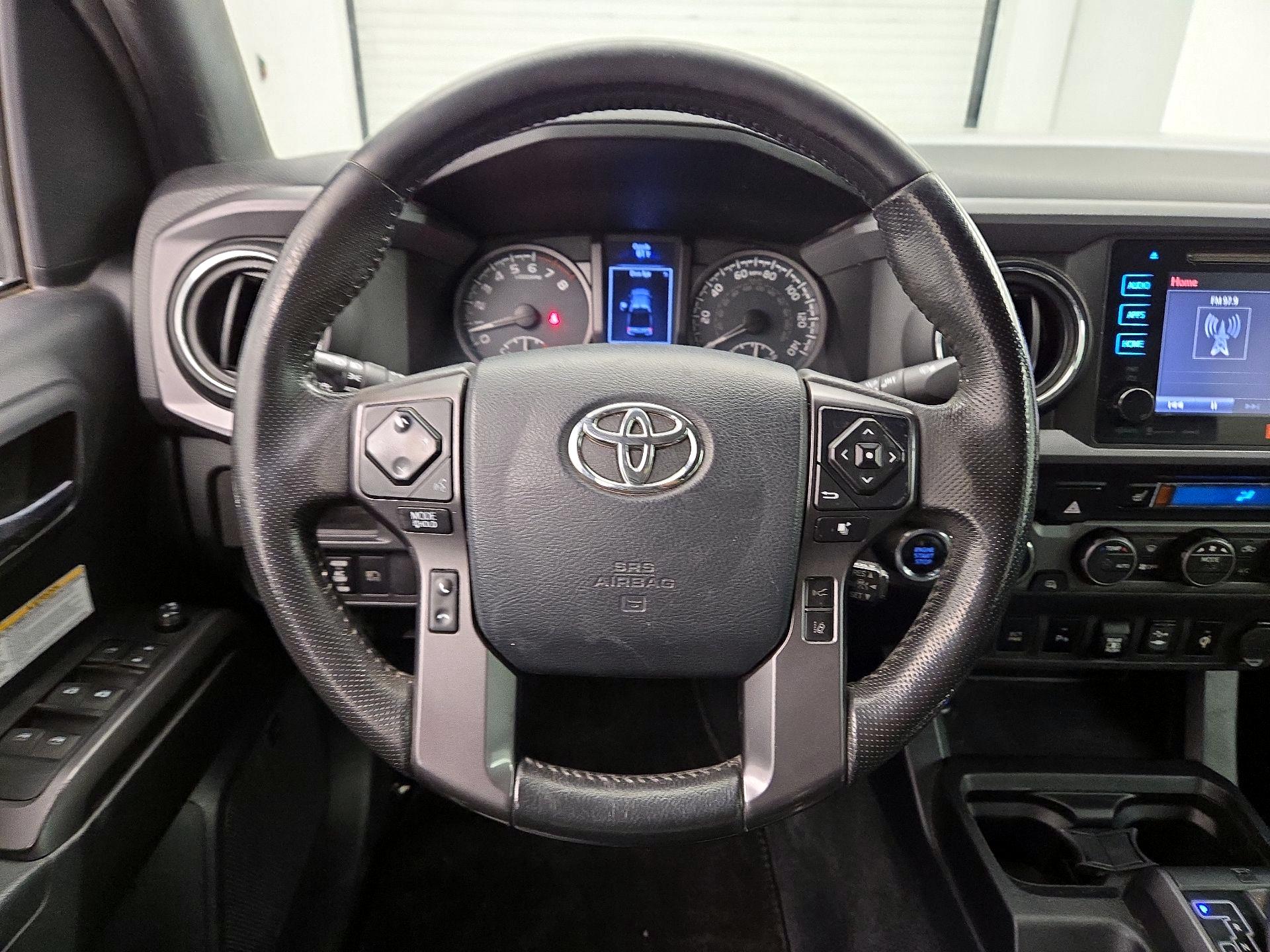 Thumbnail: 2019 Toyota Tacoma - 10