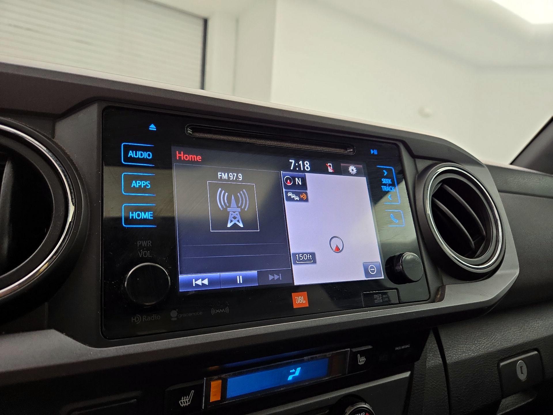 Thumbnail: 2019 Toyota Tacoma - 16