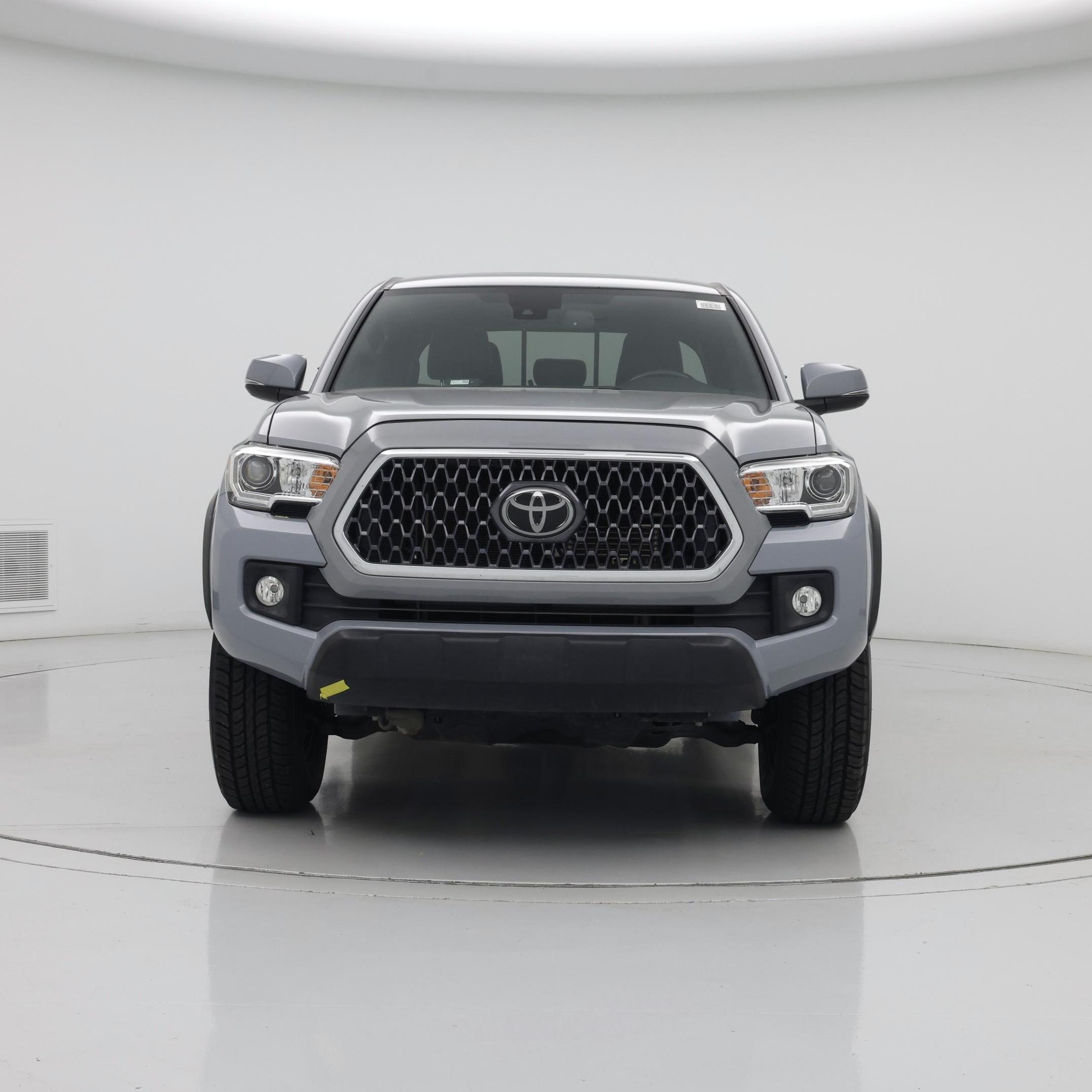Thumbnail: 2019 Toyota Tacoma - 5