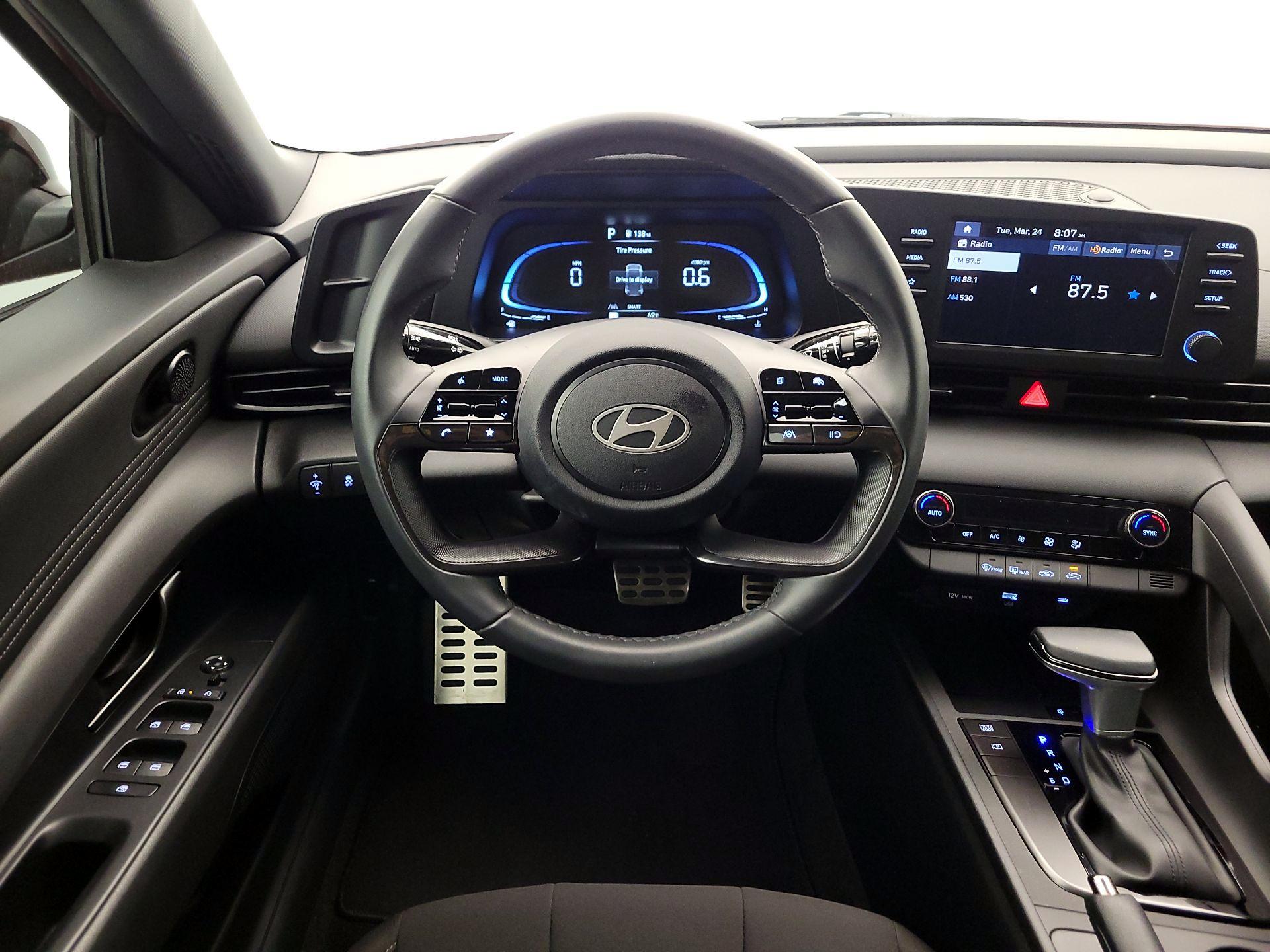 Thumbnail: 2025 Hyundai Elantra - 10