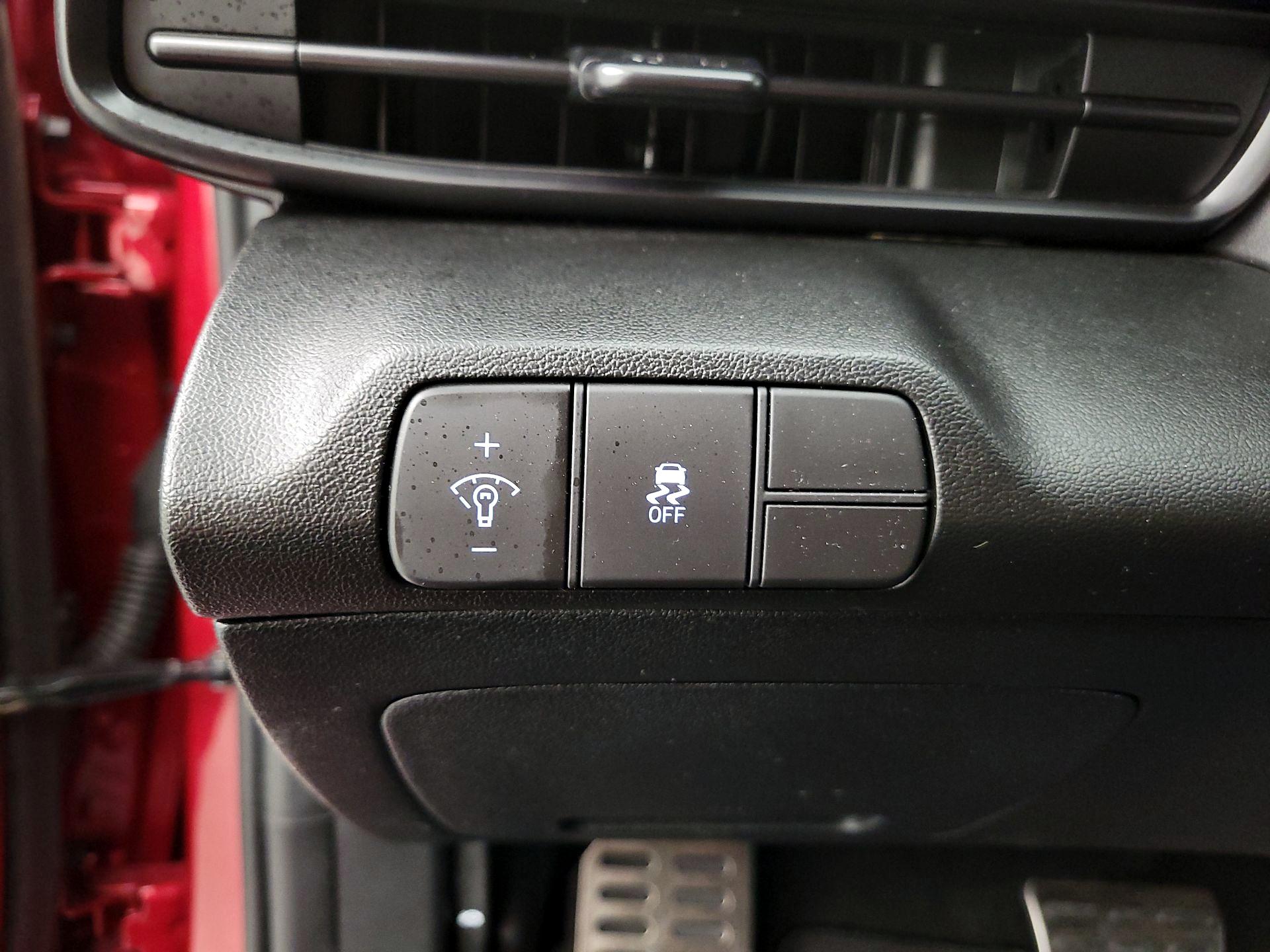 Thumbnail: 2025 Hyundai Elantra - 13