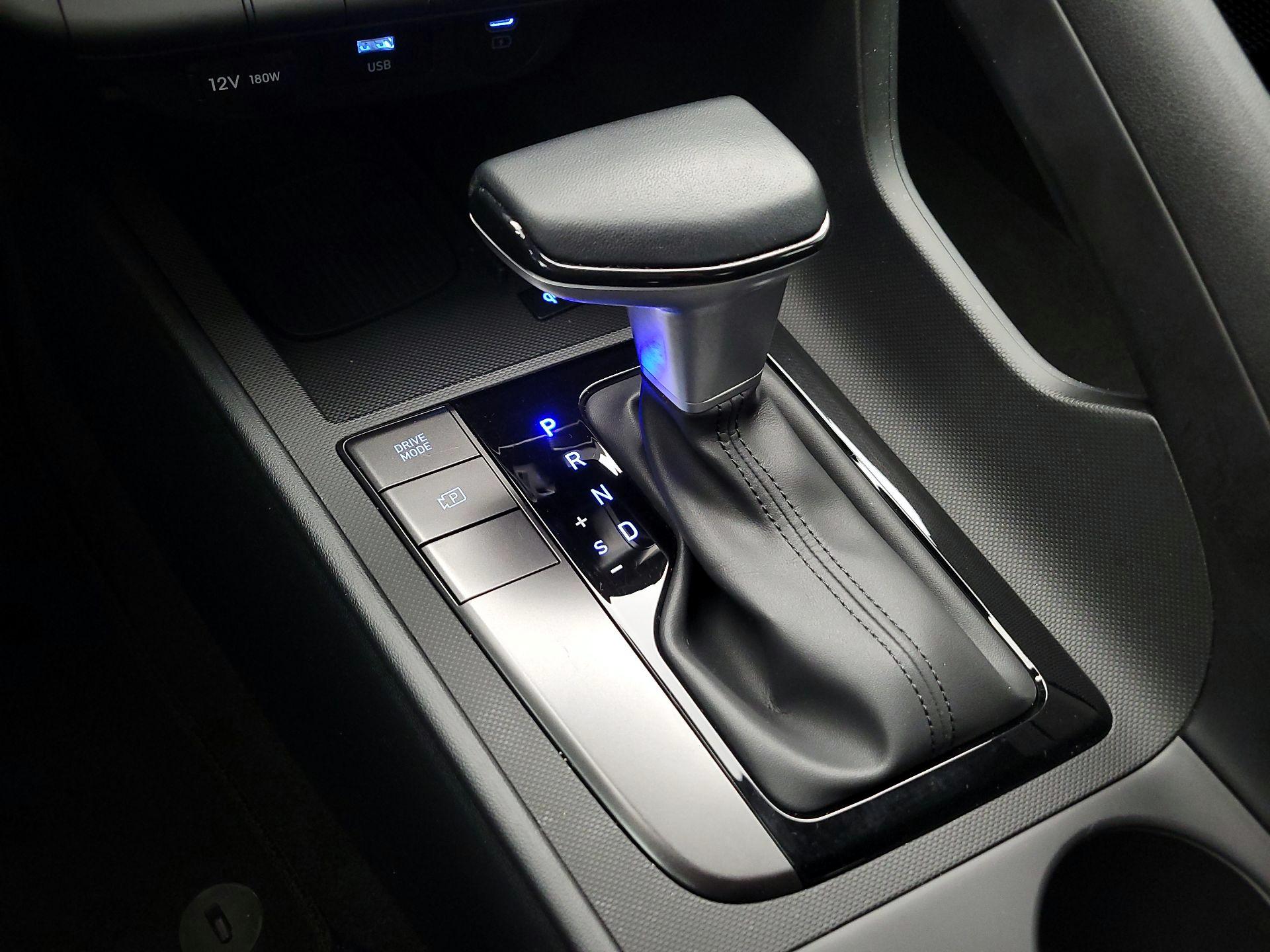 Thumbnail: 2025 Hyundai Elantra - 17