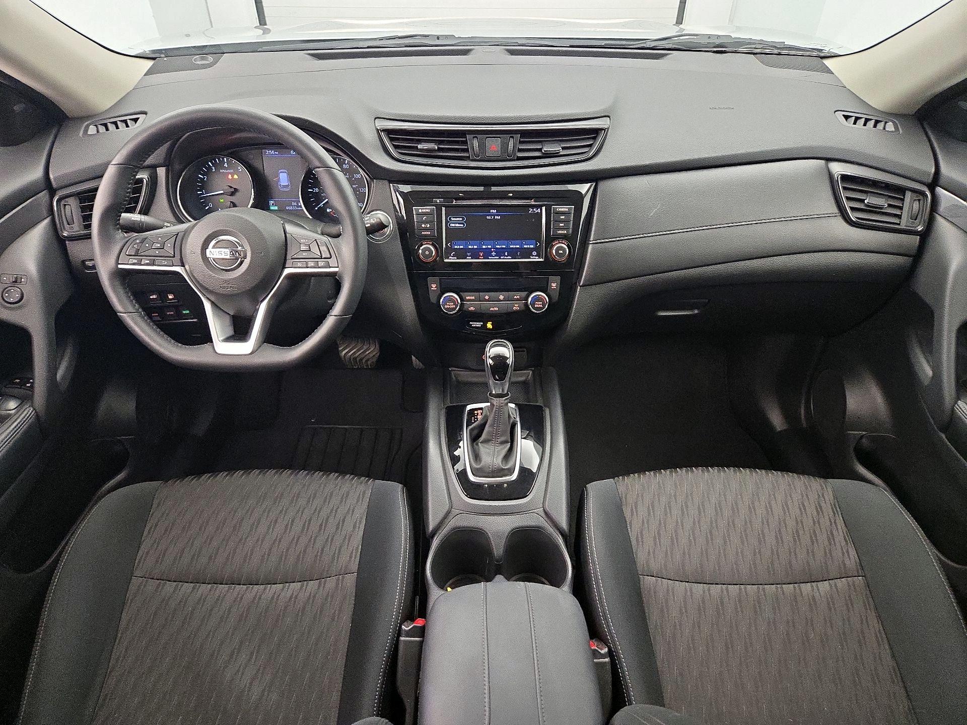 Thumbnail: 2018 Nissan Rogue - 9