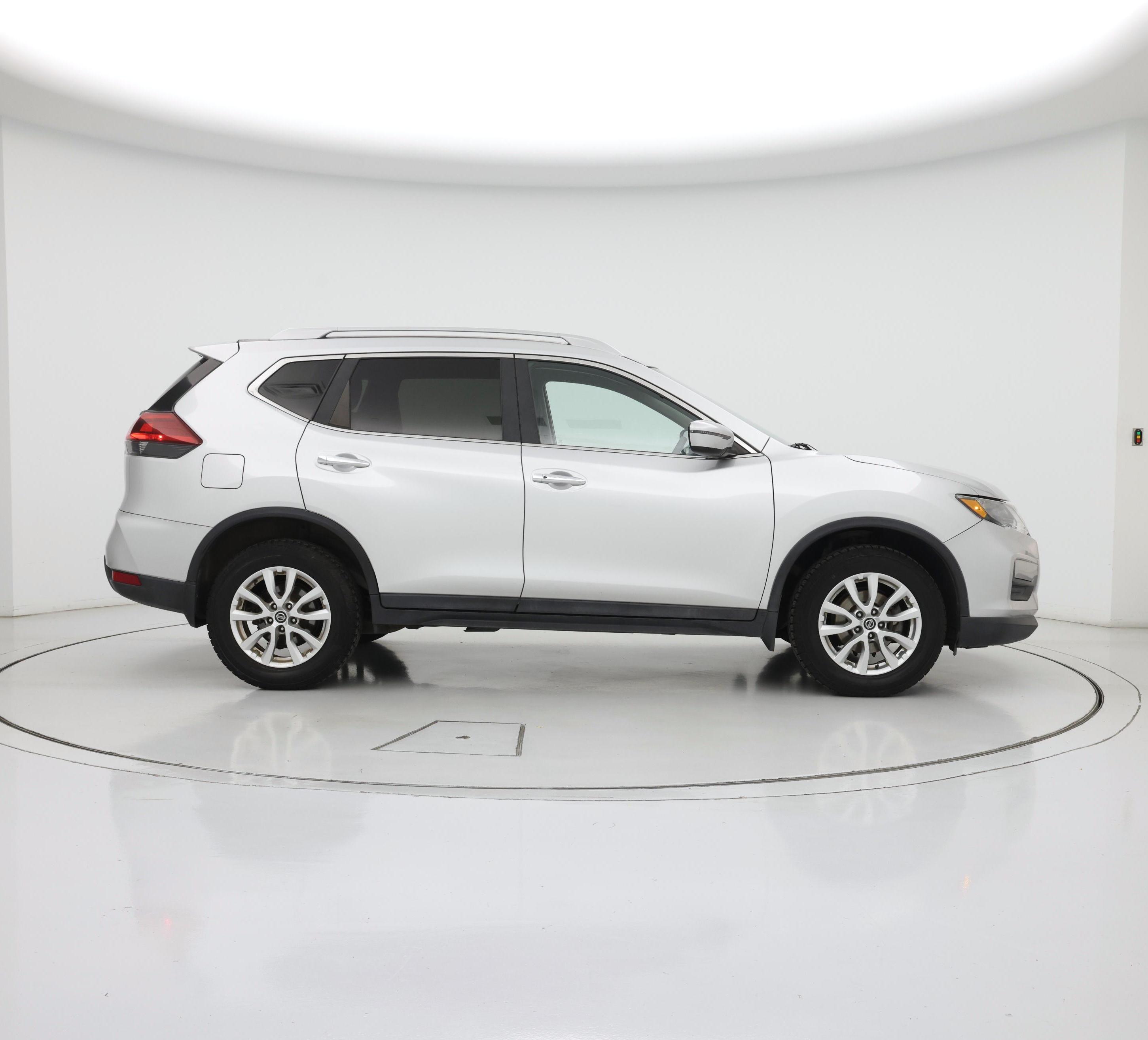 Thumbnail: 2018 Nissan Rogue - 7