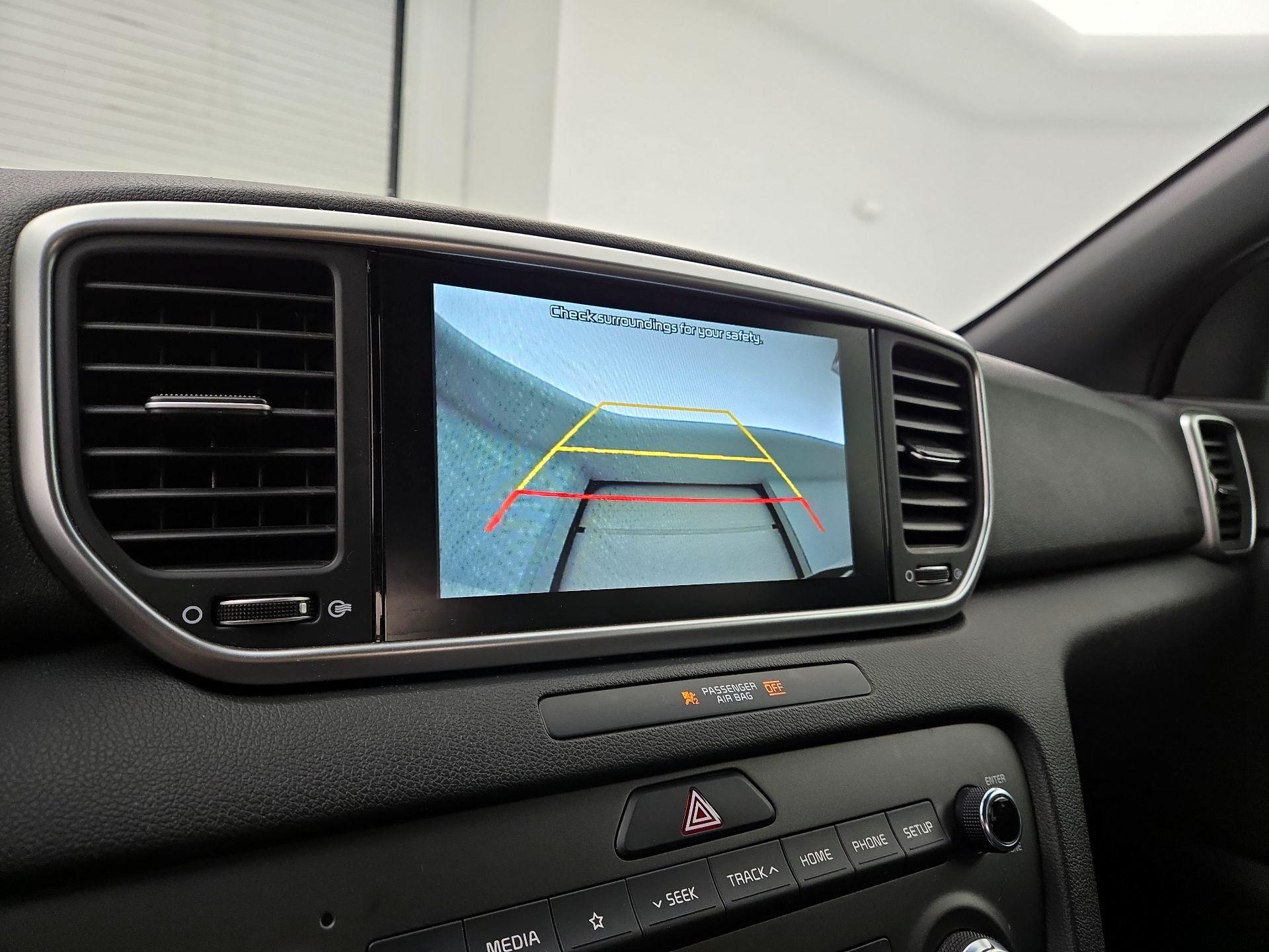 Thumbnail: 2020 Kia Sportage - 14