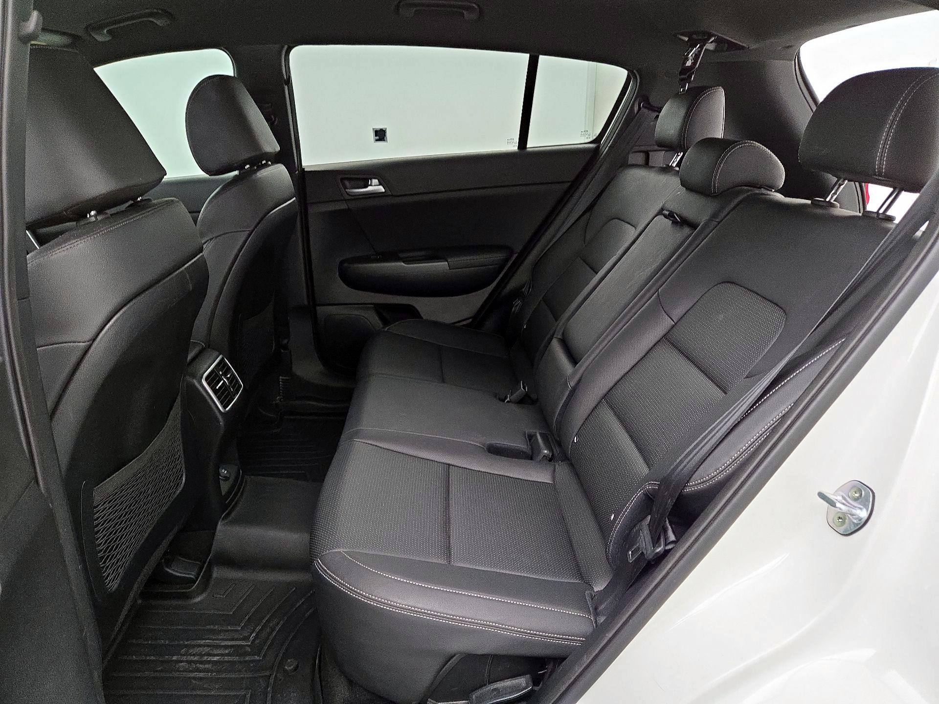 Thumbnail: 2020 Kia Sportage - 19