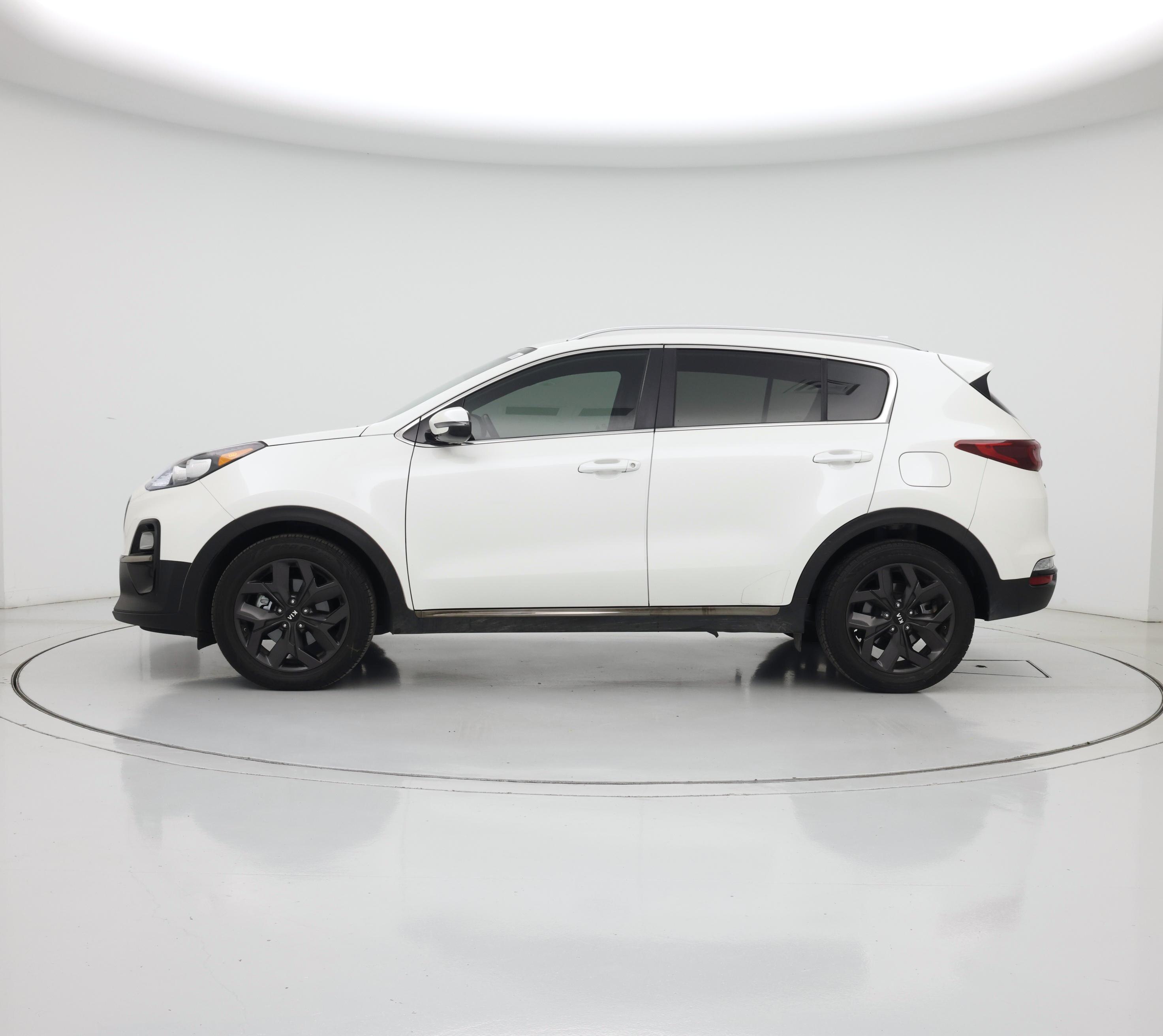 Thumbnail: 2020 Kia Sportage - 3
