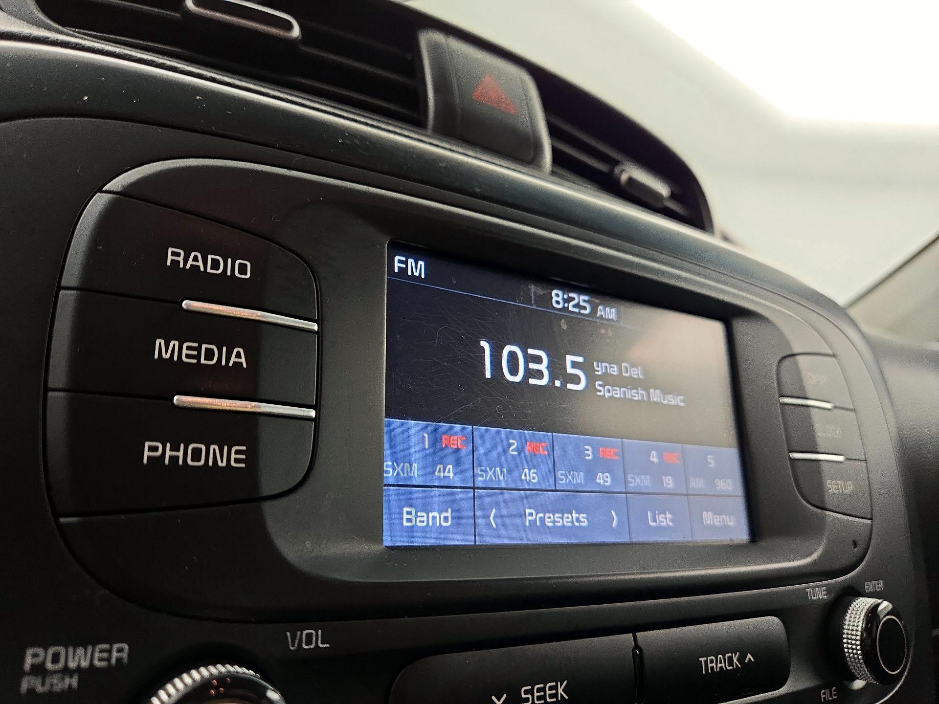 Thumbnail: 2019 Kia Soul - 15