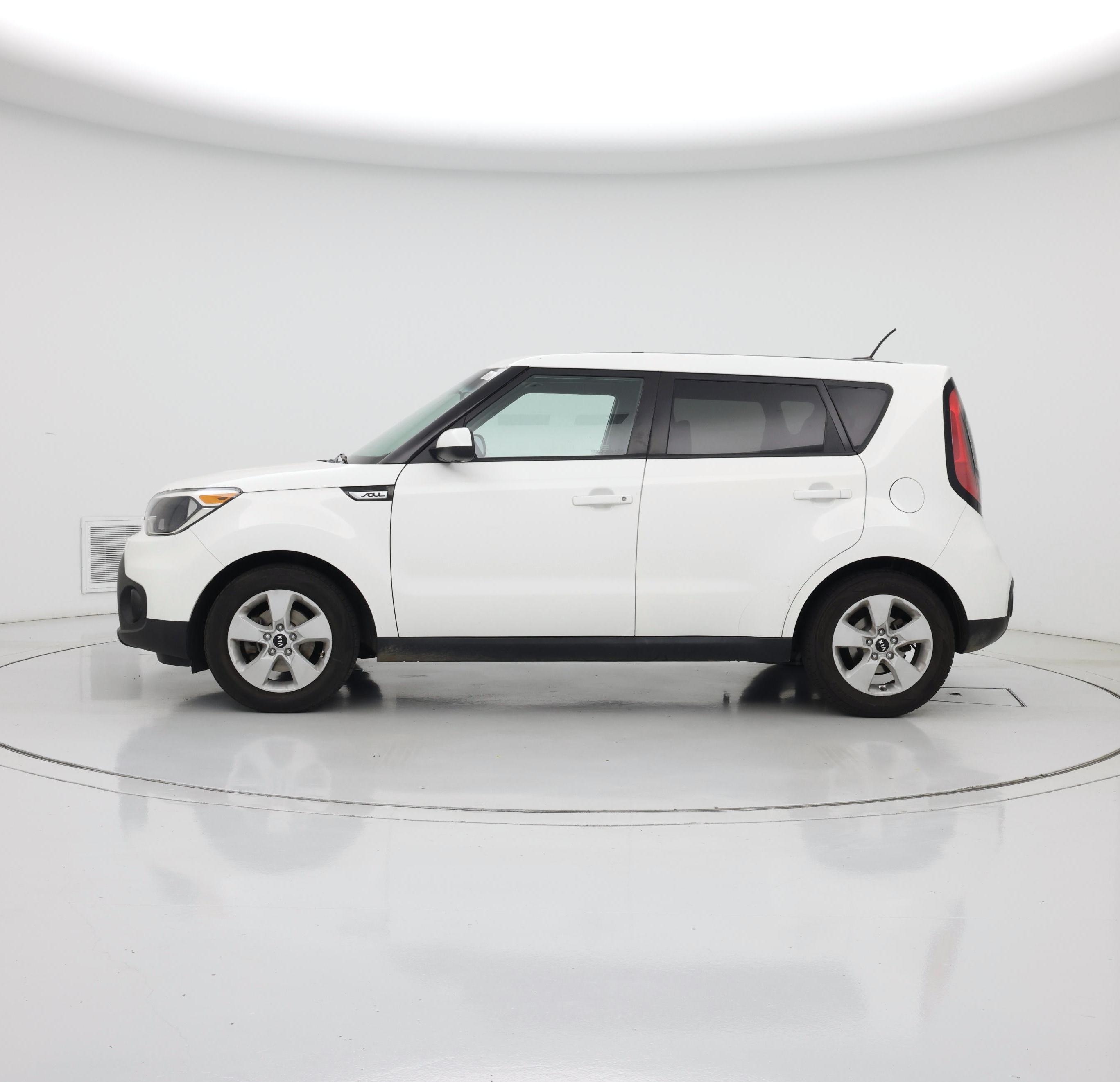 Thumbnail: 2019 Kia Soul - 3