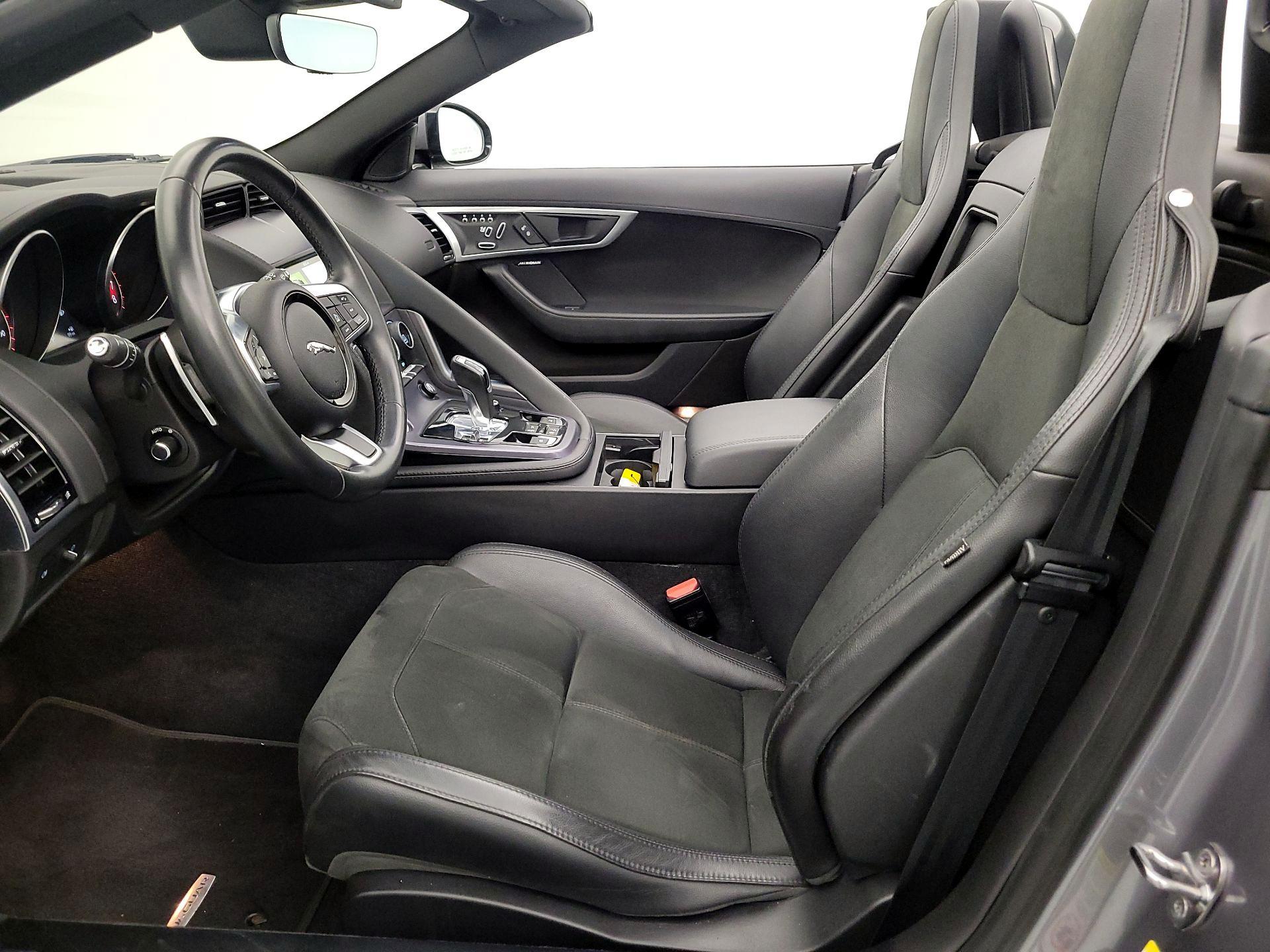 Thumbnail: 2020 Jaguar F-Type - 11