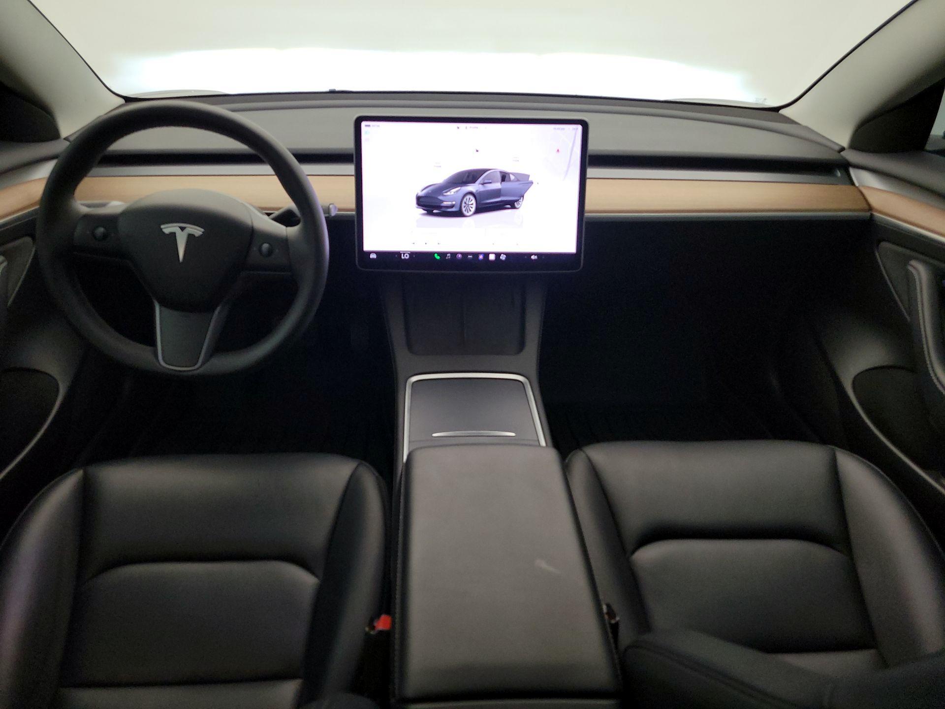 Thumbnail: 2023 Tesla Model 3 - 9