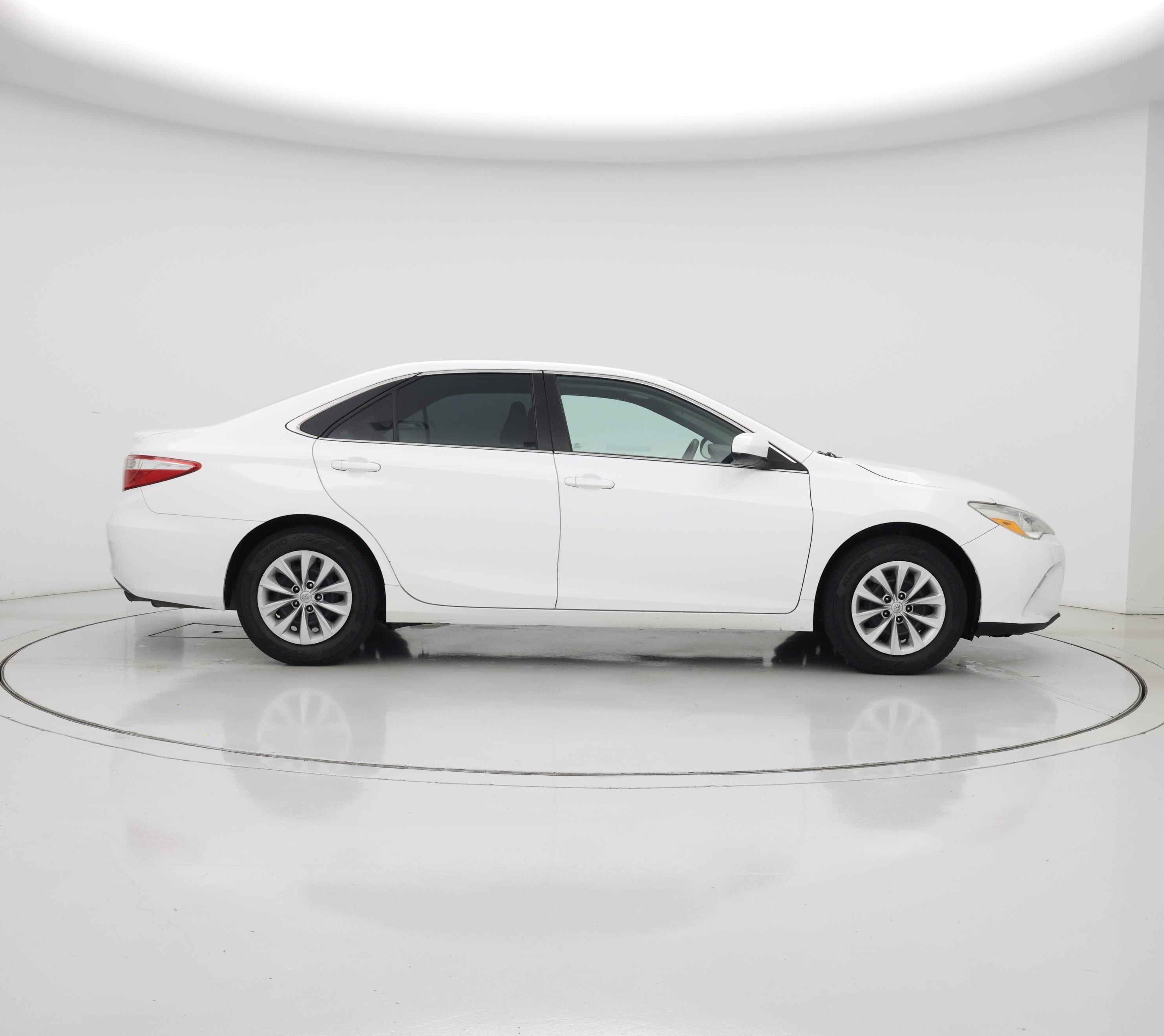 Thumbnail: 2017 Toyota Camry - 7
