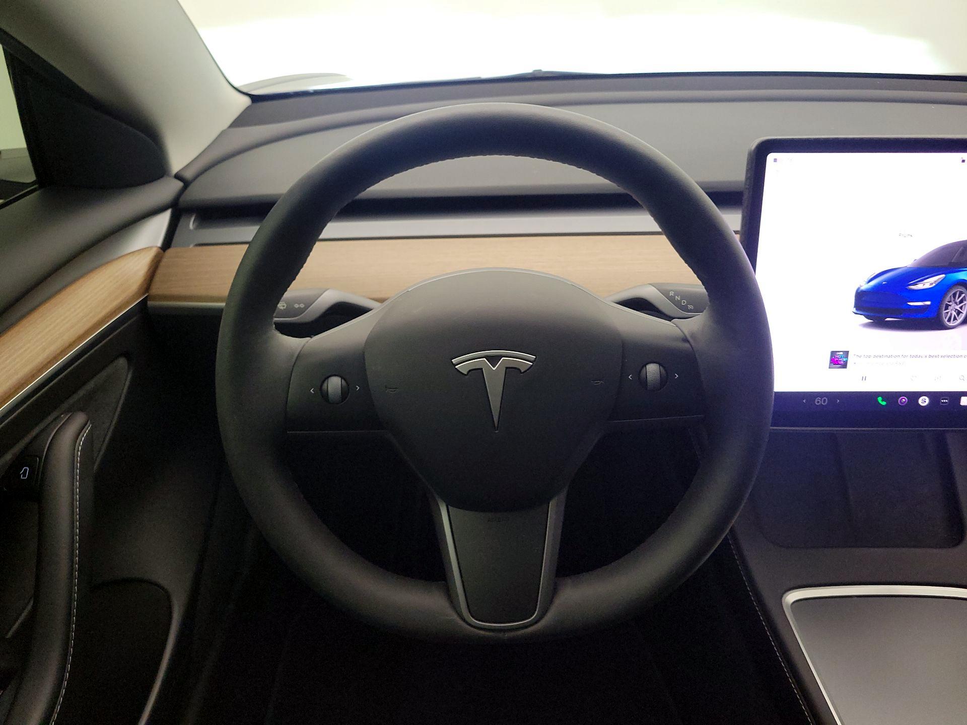 Thumbnail: 2022 Tesla Model 3 - 10