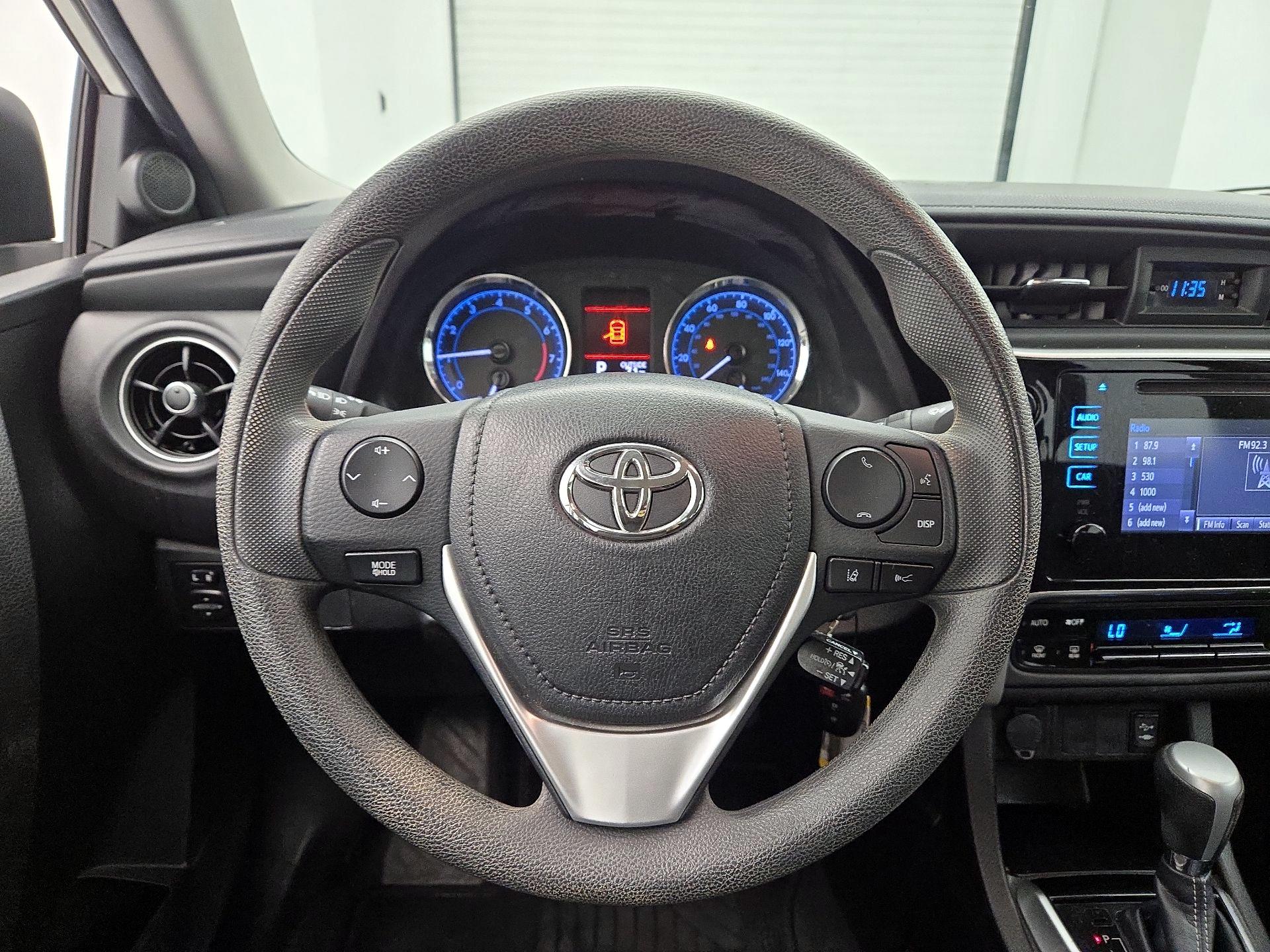Thumbnail: 2018 Toyota Corolla - 10