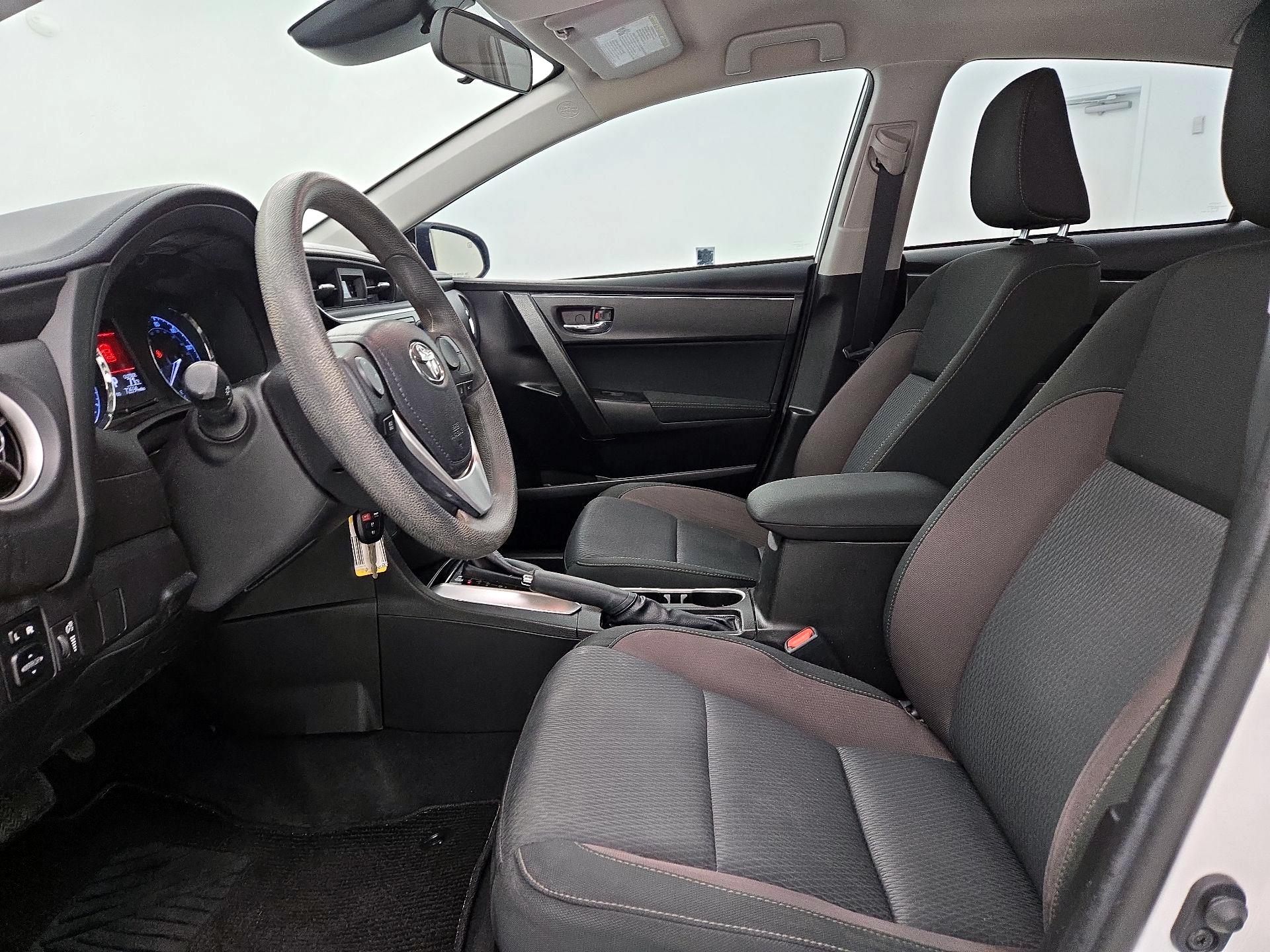 Thumbnail: 2018 Toyota Corolla - 11