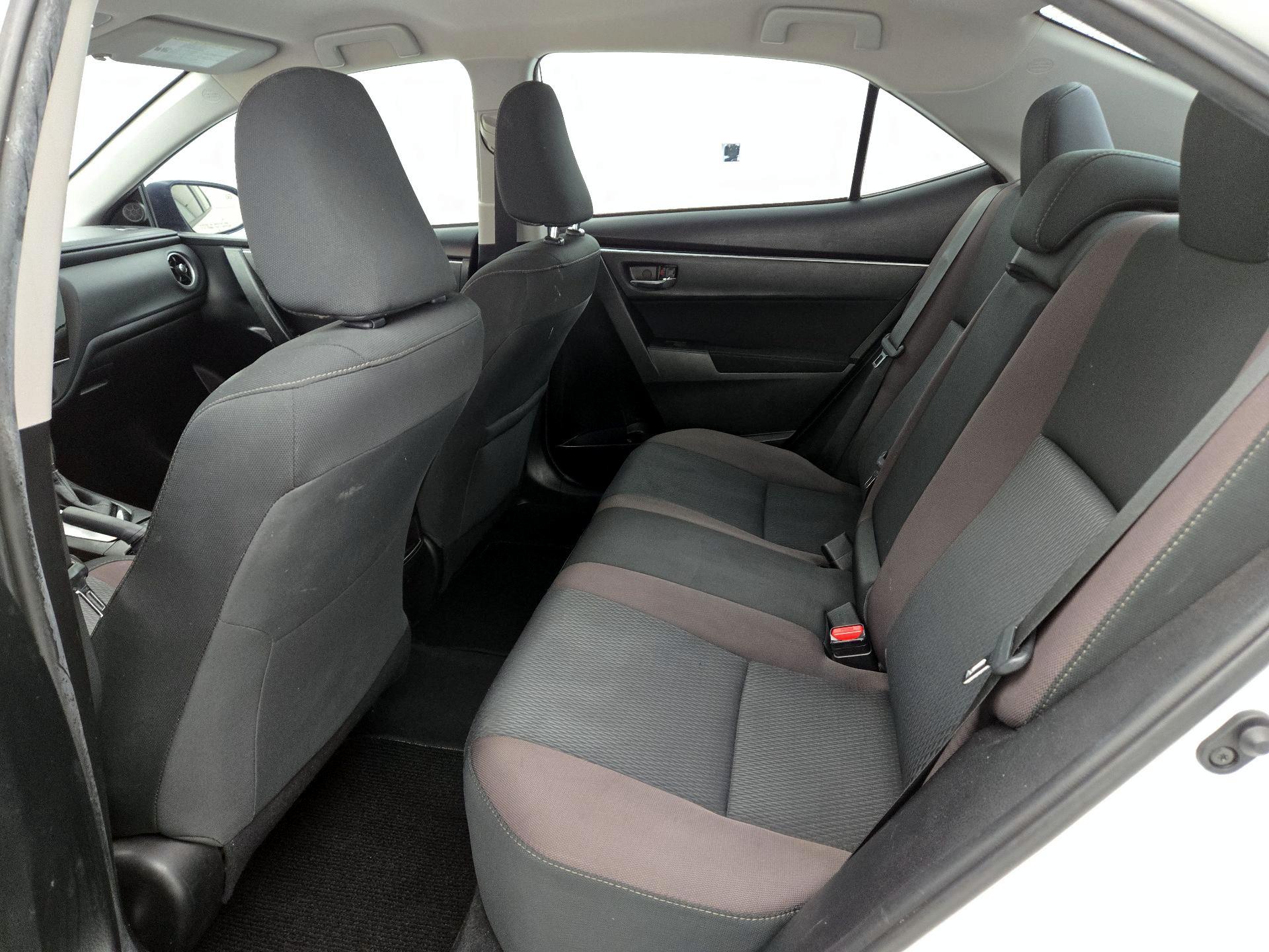 Thumbnail: 2018 Toyota Corolla - 19
