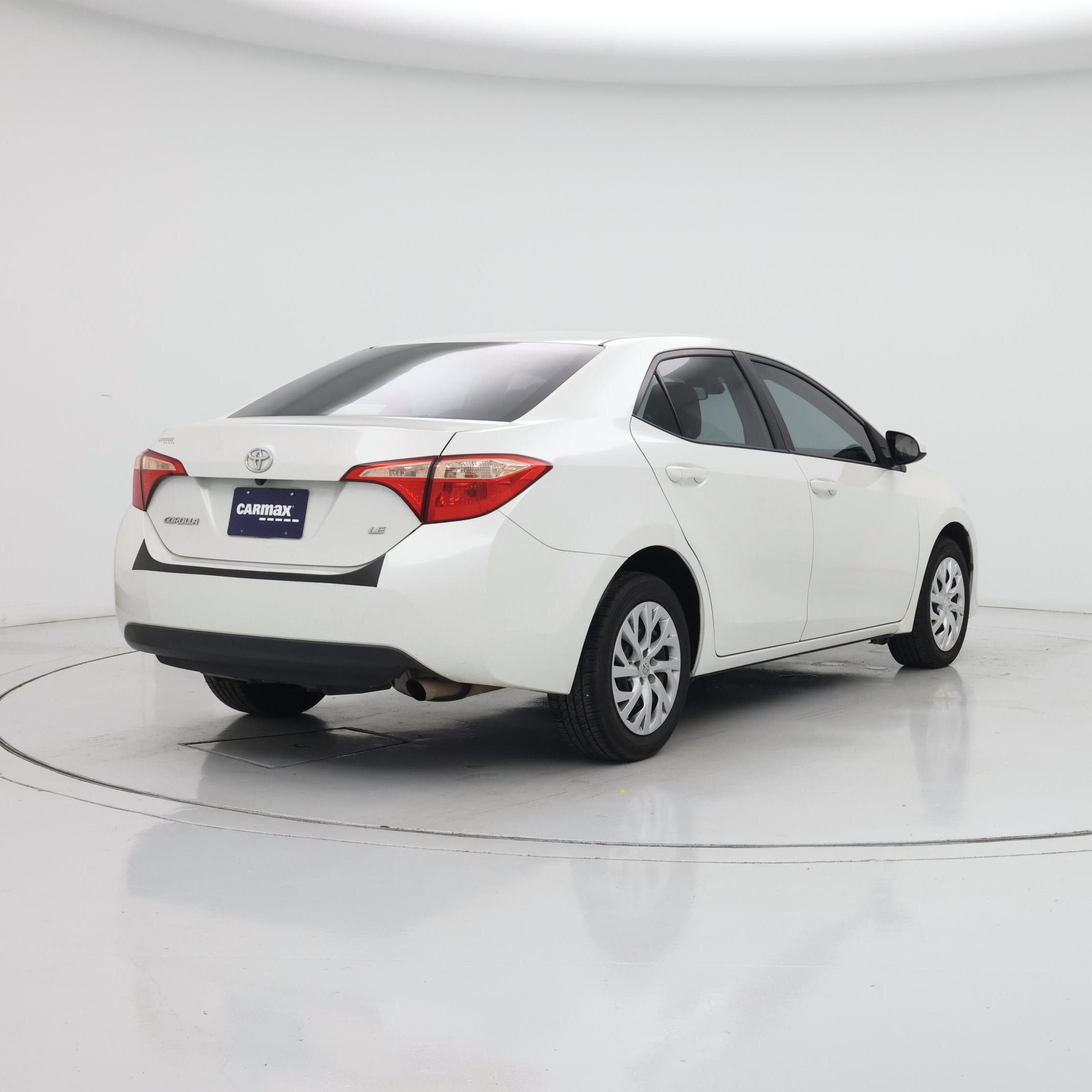 Thumbnail: 2018 Toyota Corolla - 8