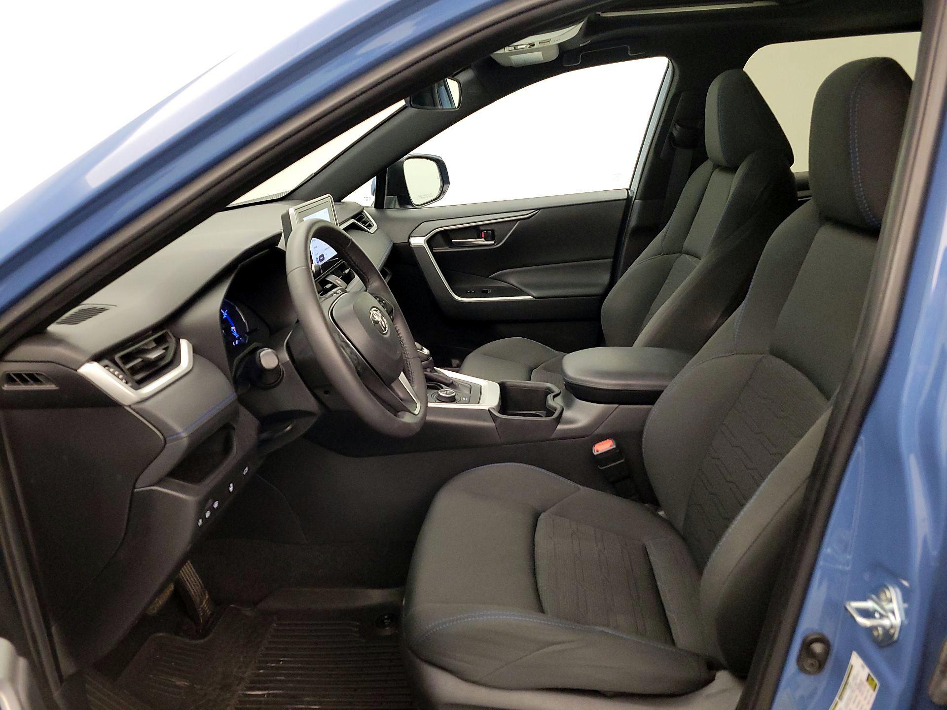 Thumbnail: 2024 Toyota RAV4 - 11