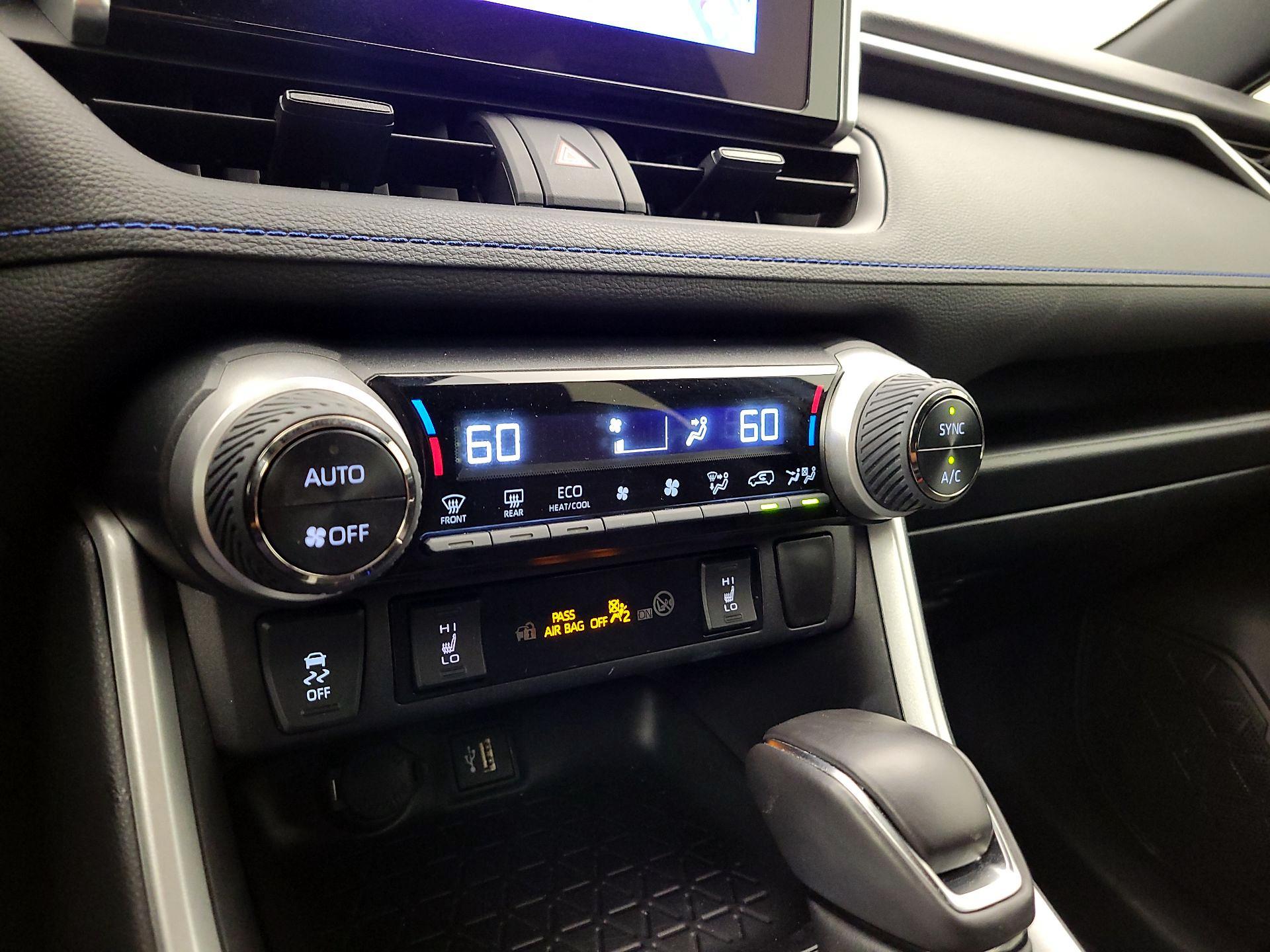 Thumbnail: 2024 Toyota RAV4 - 16