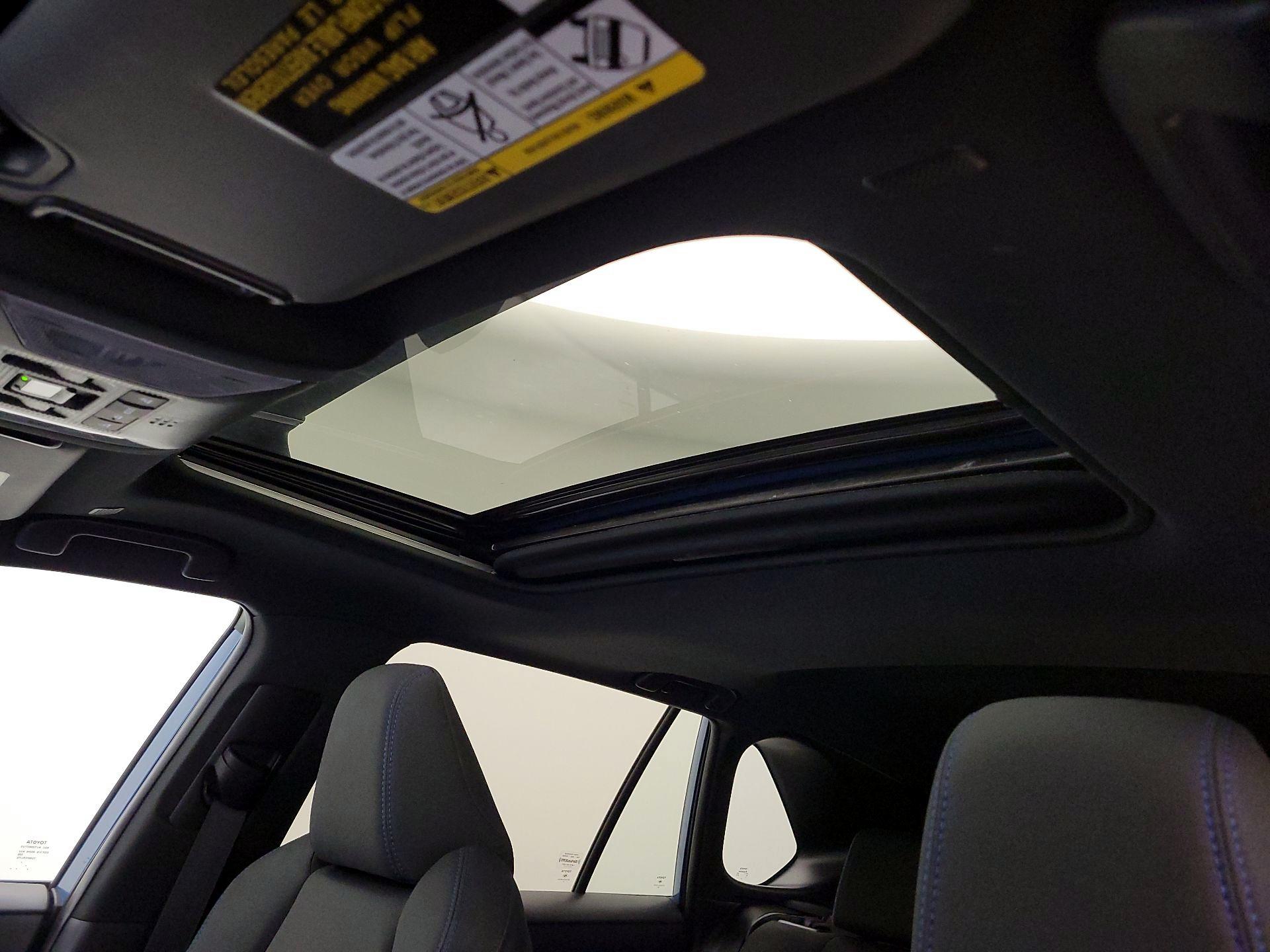 Thumbnail: 2024 Toyota RAV4 - 19