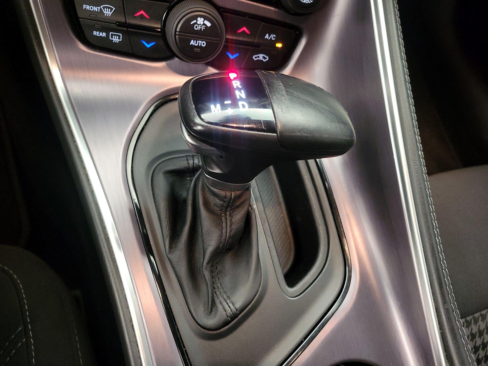 Thumbnail: 2017 Dodge Challenger - 18