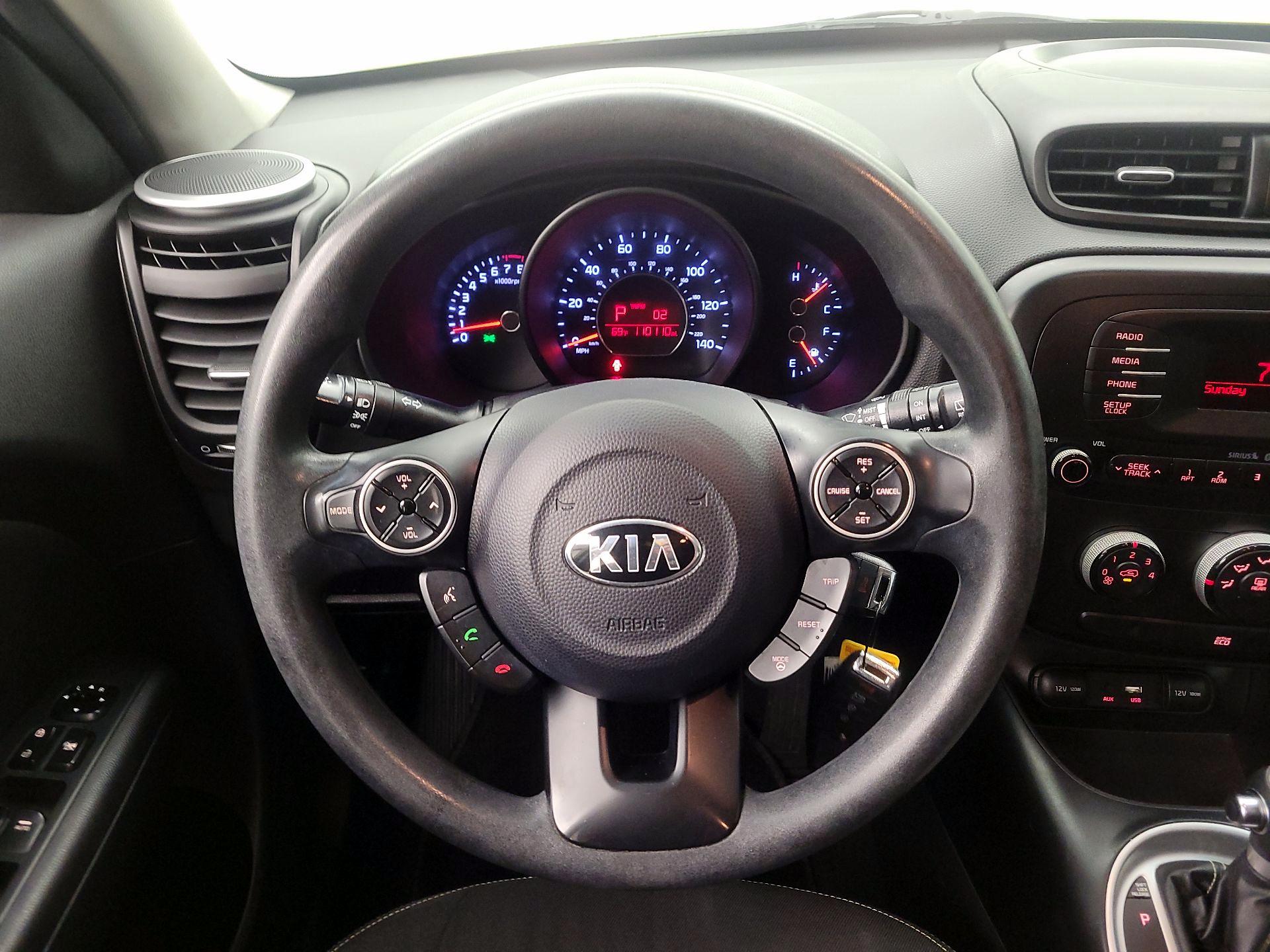 Thumbnail: 2015 Kia Soul - 10