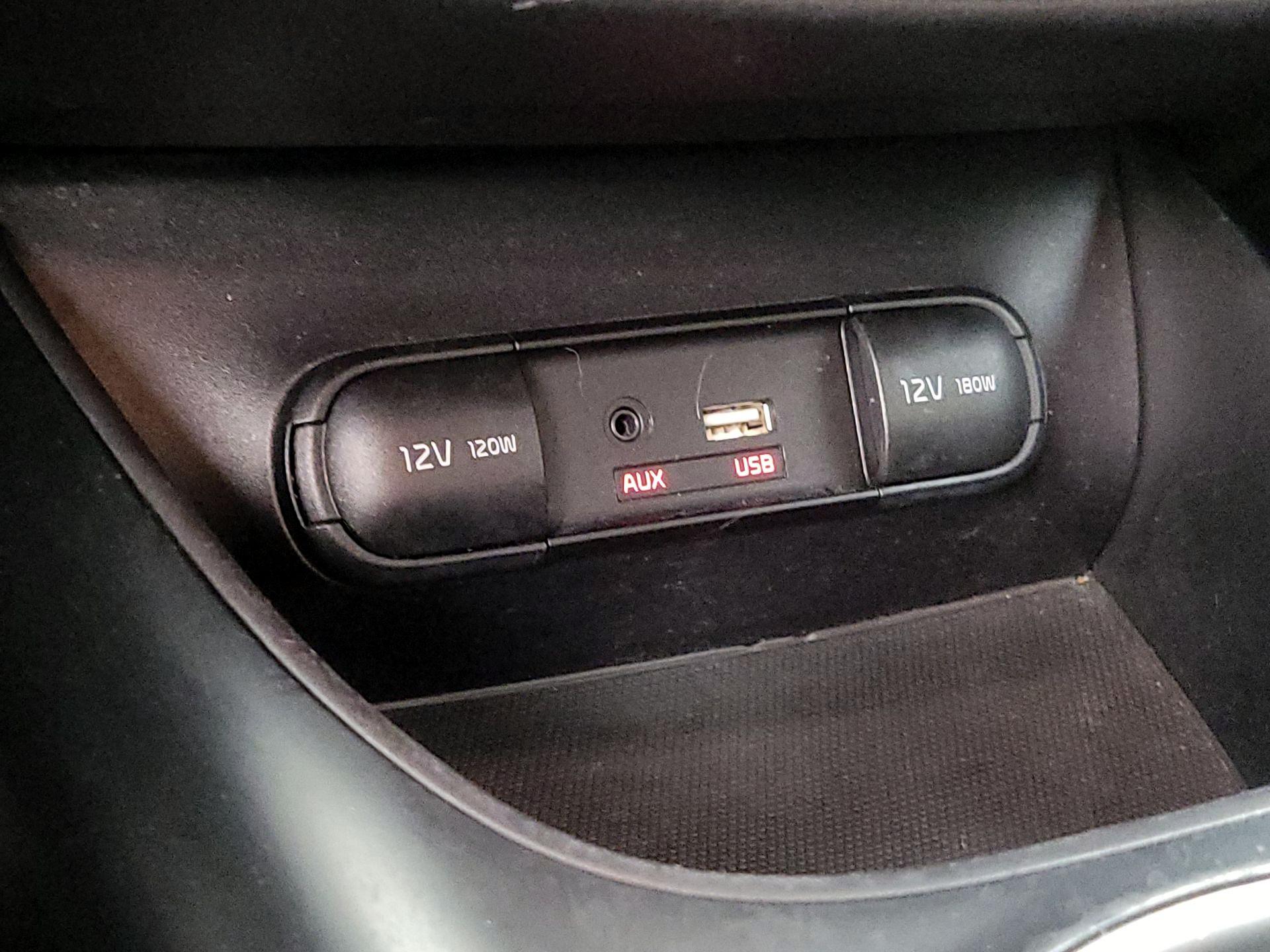 Thumbnail: 2015 Kia Soul - 17