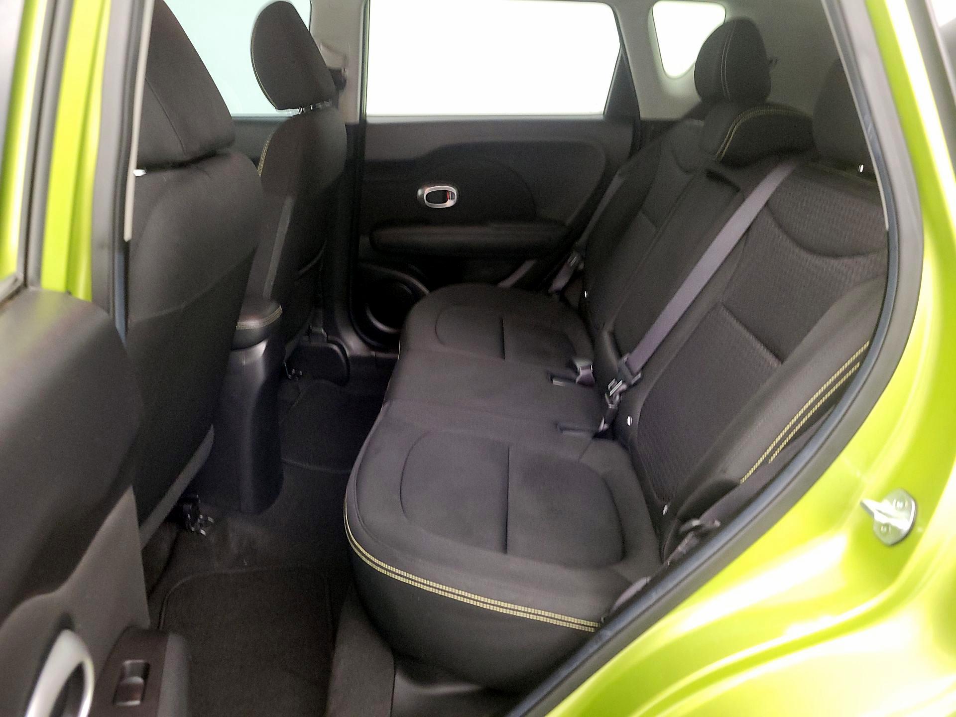 Thumbnail: 2015 Kia Soul - 18