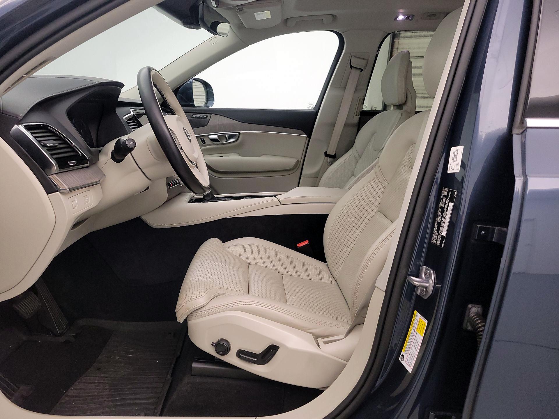 Thumbnail: 2022 Volvo XC90 - 11