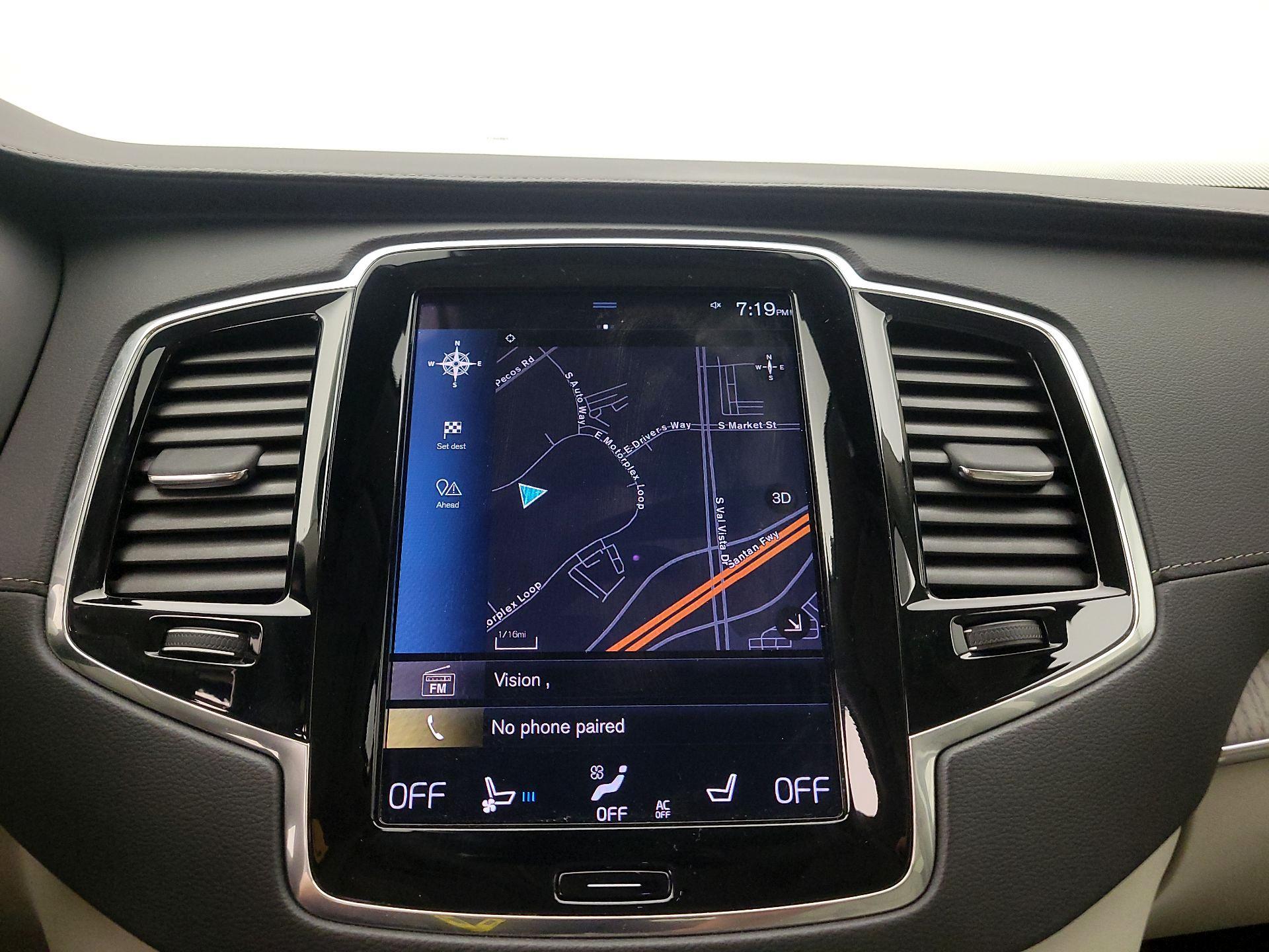 Thumbnail: 2022 Volvo XC90 - 14