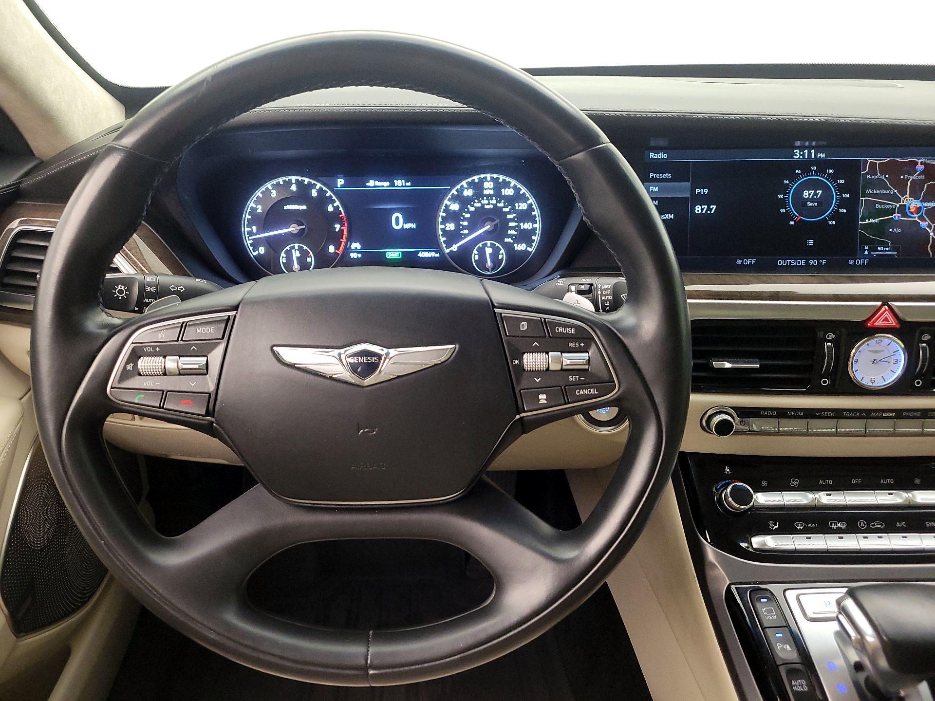 Thumbnail: 2018 Genesis G90 - 10