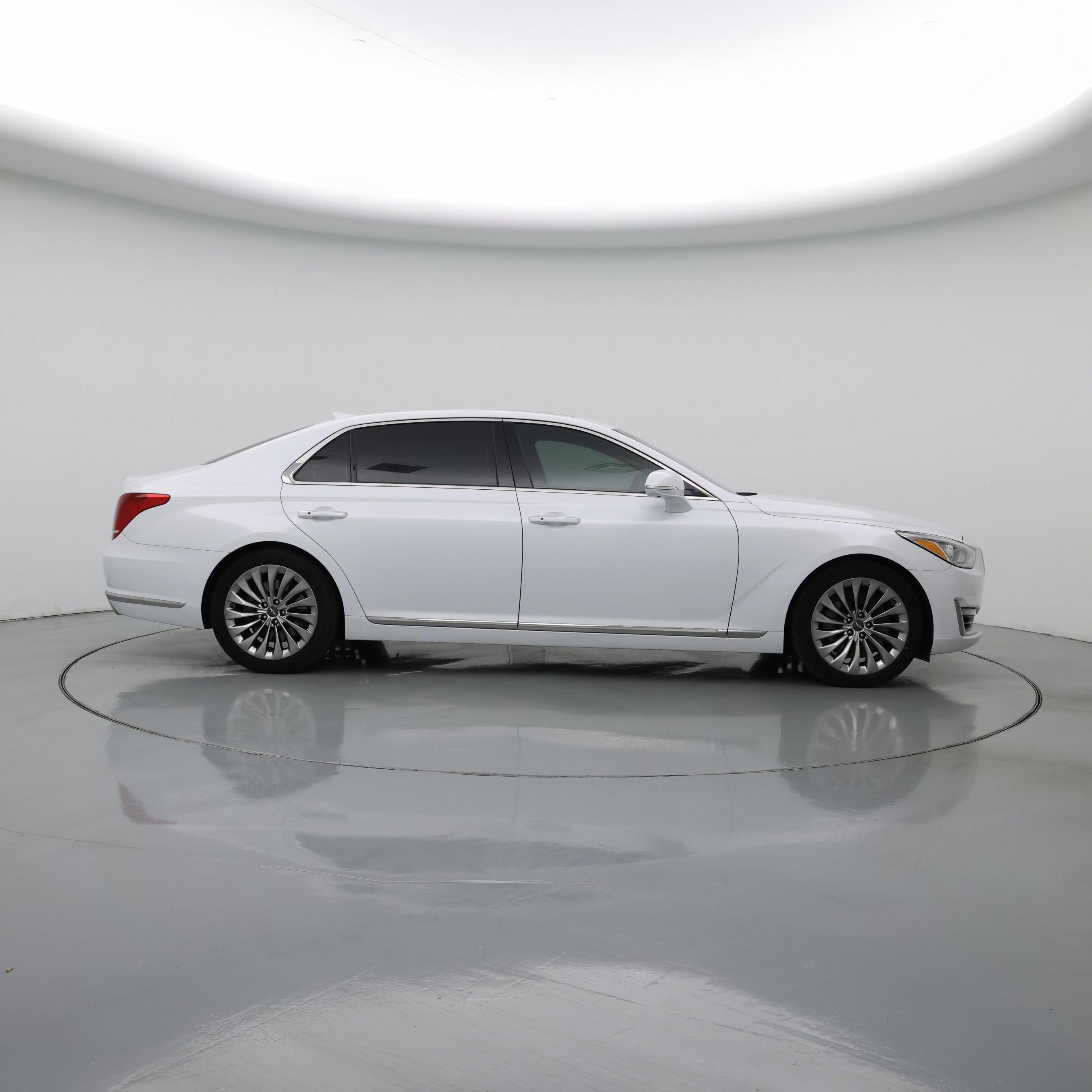 Thumbnail: 2018 Genesis G90 - 7