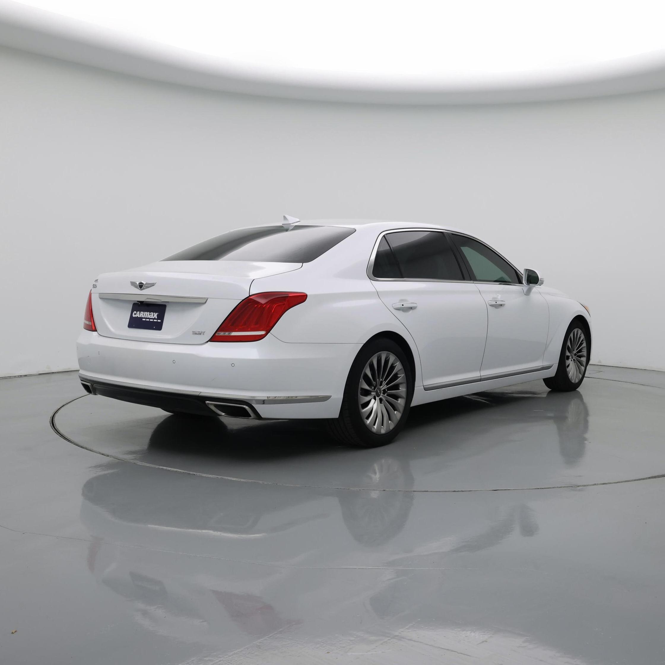 Thumbnail: 2018 Genesis G90 - 8