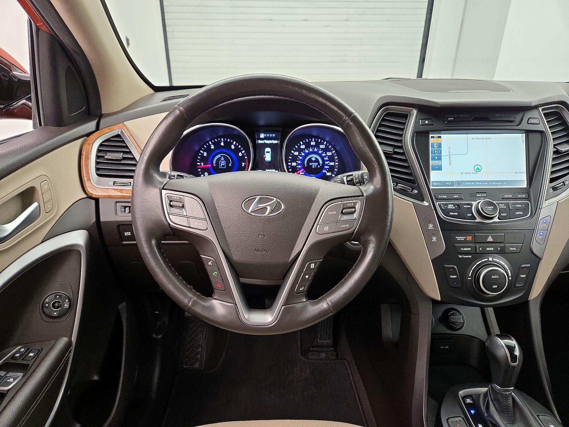 Thumbnail: 2015 Hyundai Santa Fe - 10