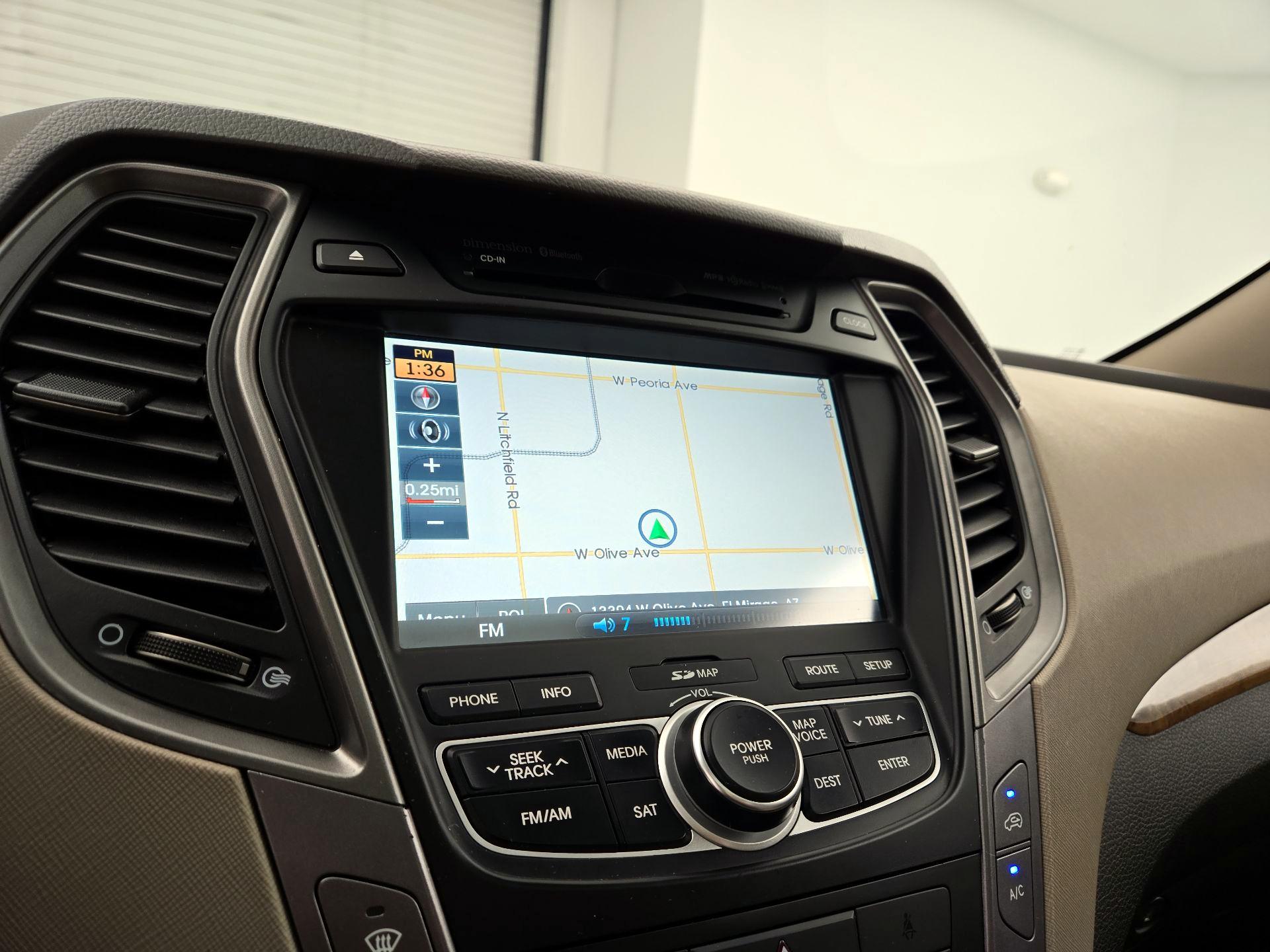 Thumbnail: 2015 Hyundai Santa Fe - 14