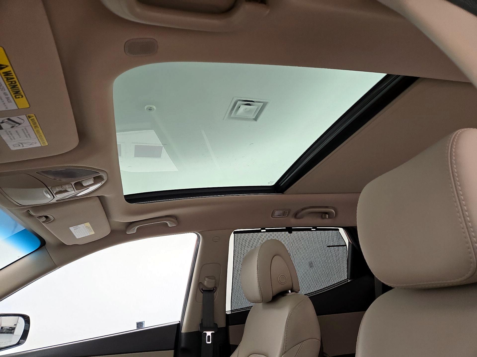 Thumbnail: 2015 Hyundai Santa Fe - 20
