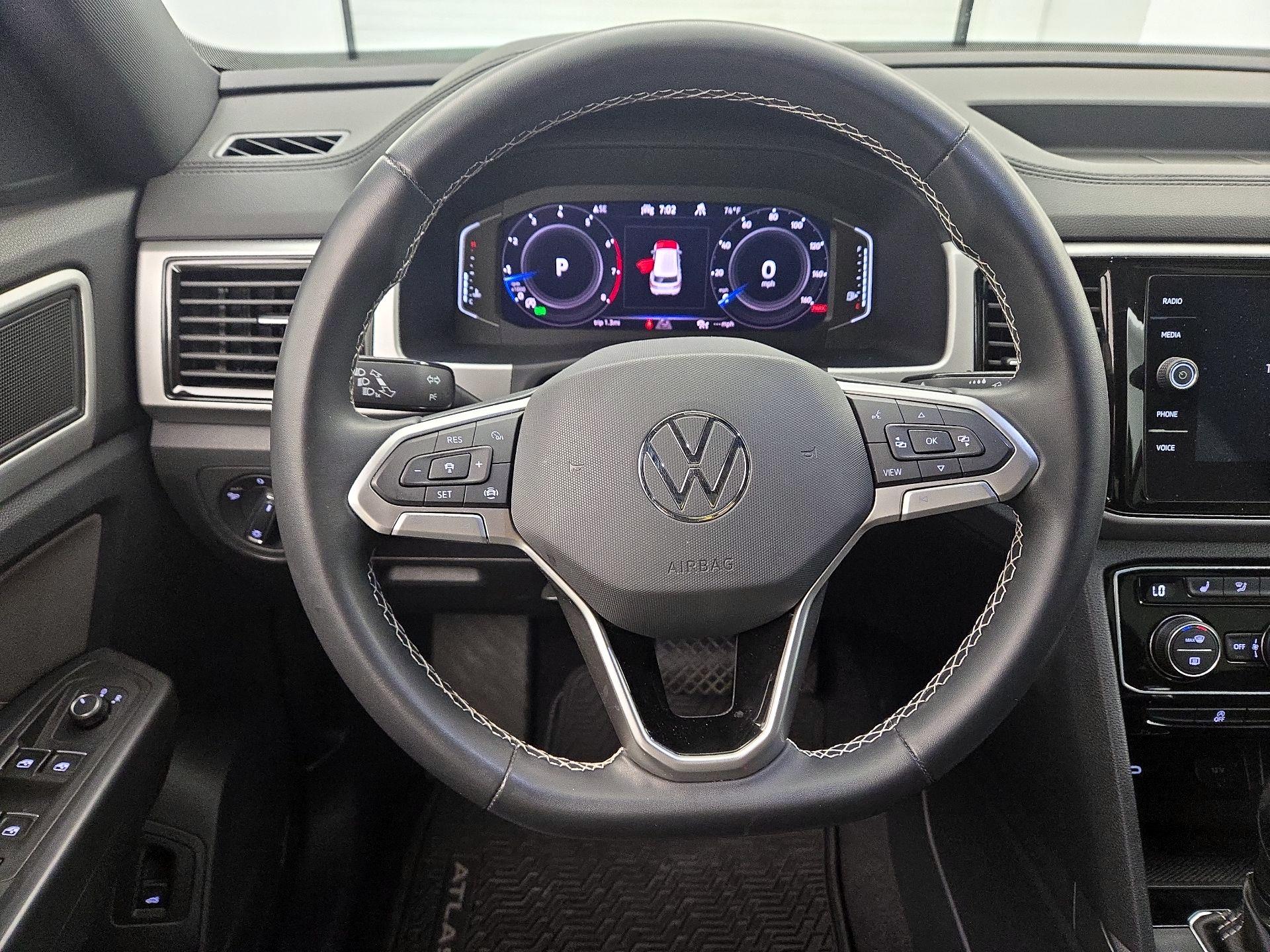 Thumbnail: 2022 Volkswagen Atlas - 10